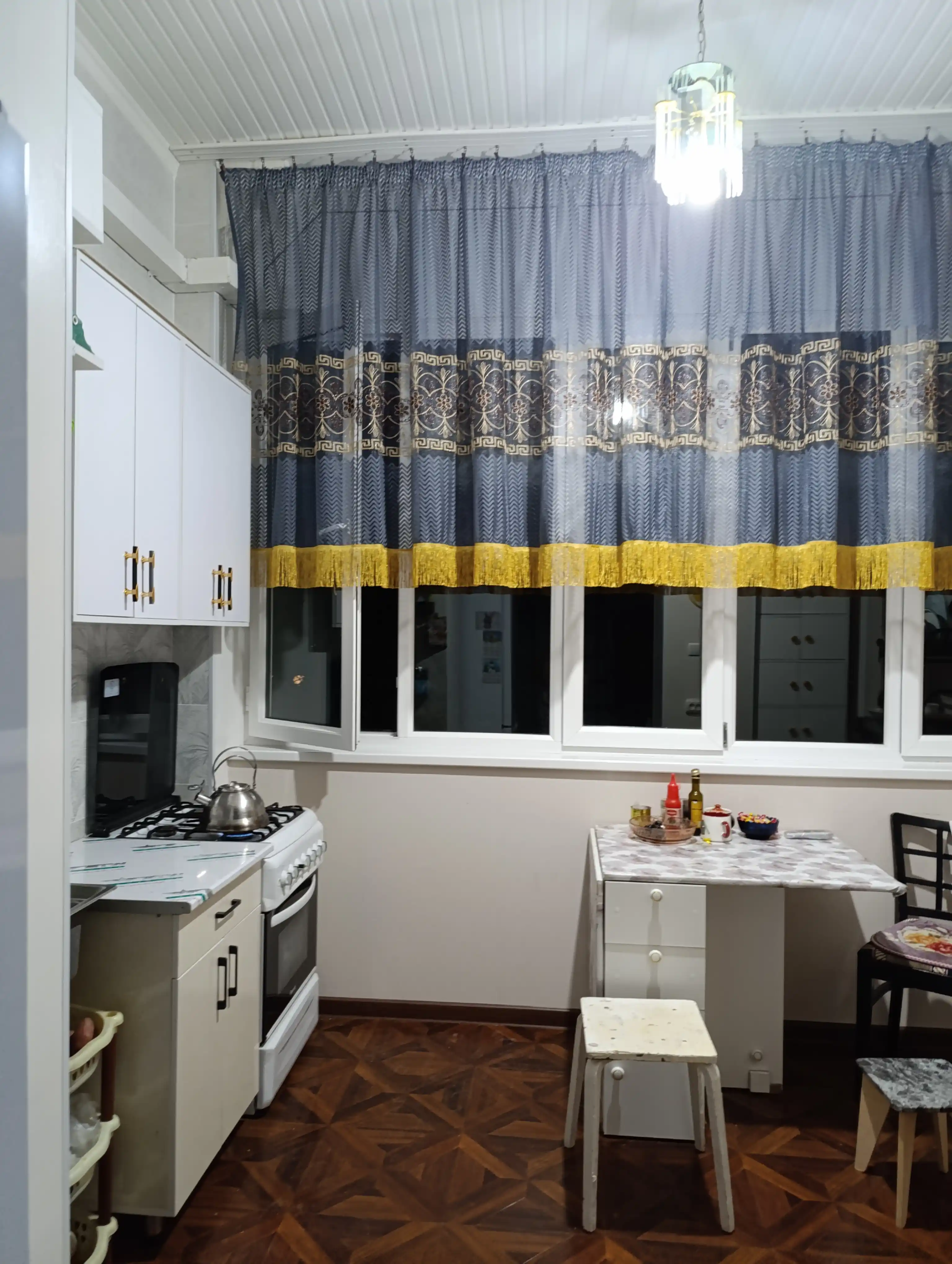 Sifatli tyul parda, uylar va mehmonxonalar uchun,  300x280 sm