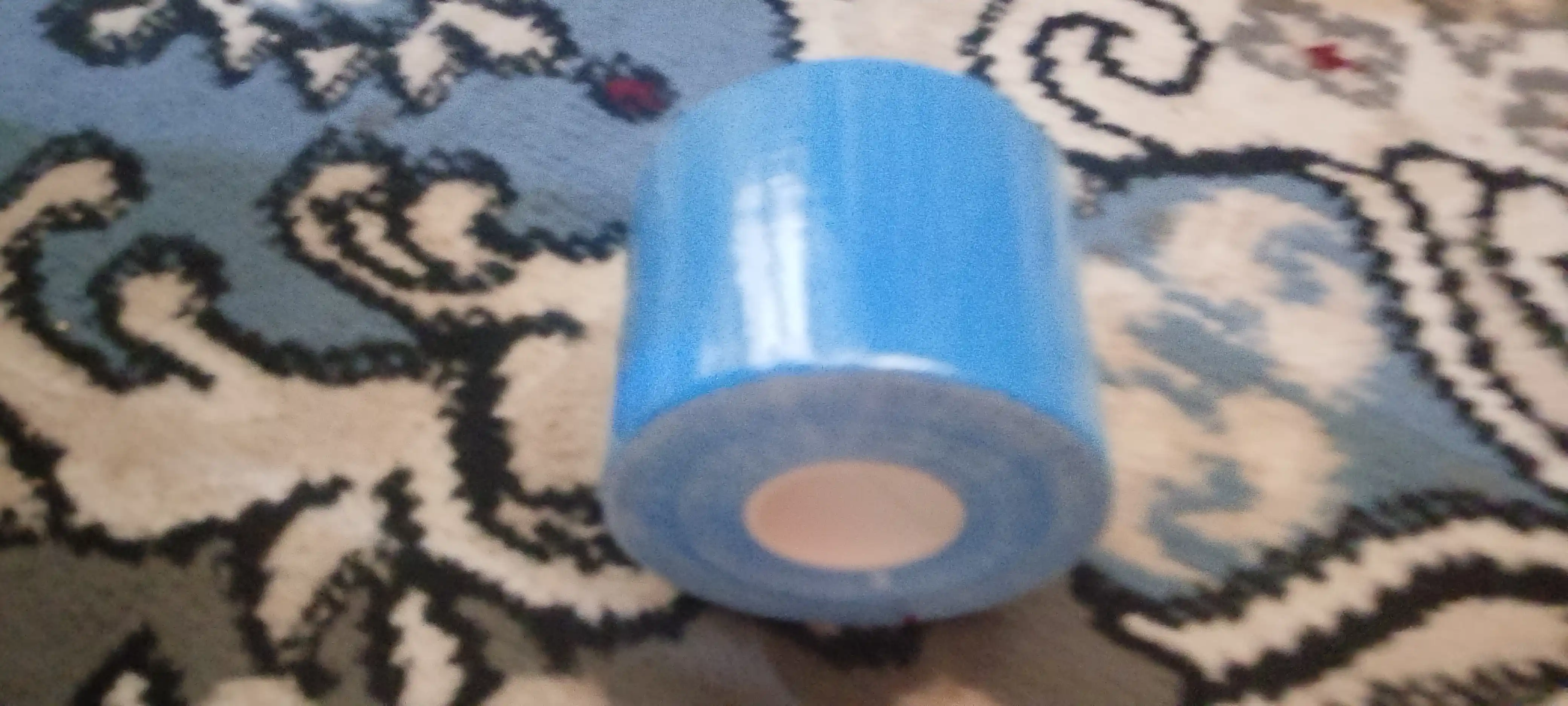 Kinesio lentasi sport o'zi yopishuvchi suv o'tkazmaydigan