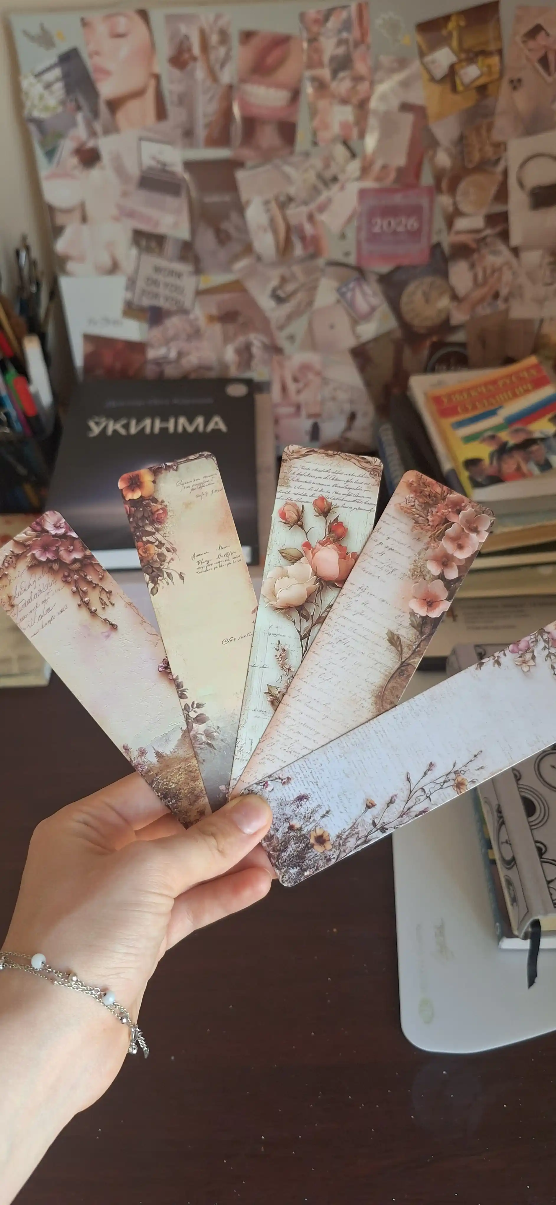 Картонные закладки для книг, 5 штук, случайный выбор, разный внешний вид