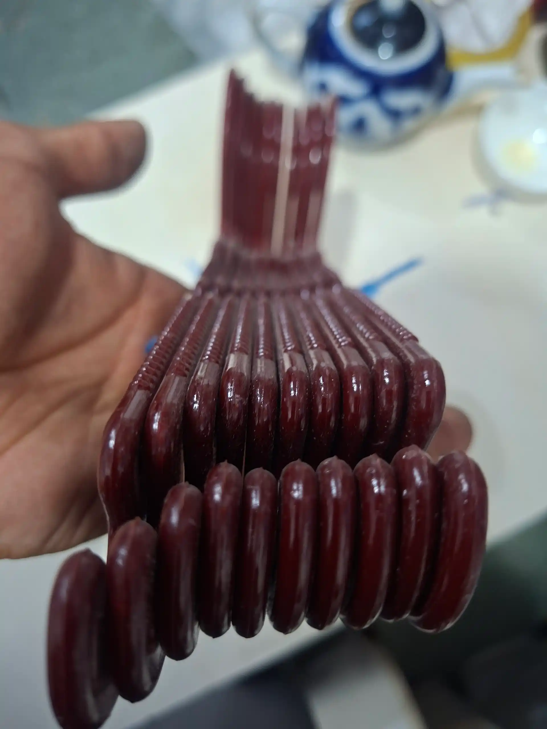 Plastik kiyim ilgichlar, sirpanishga qarshi tishli 42 sm 5, 10, 20, 30 dona