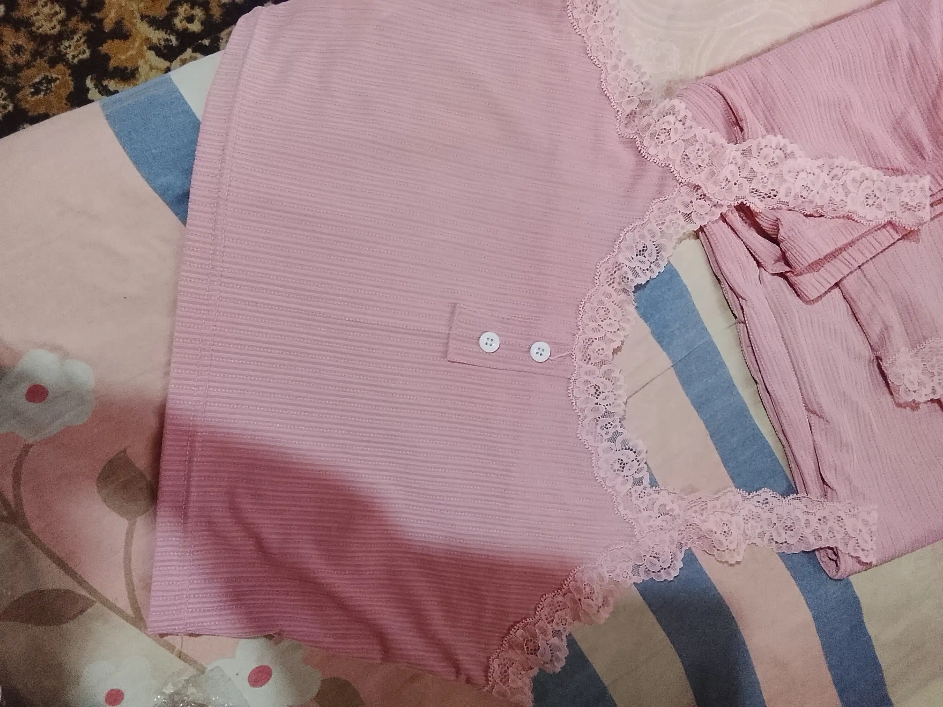 Ayollar uchun pijama to‘plami — shortik va shim bilan, 3 tasi 1 da