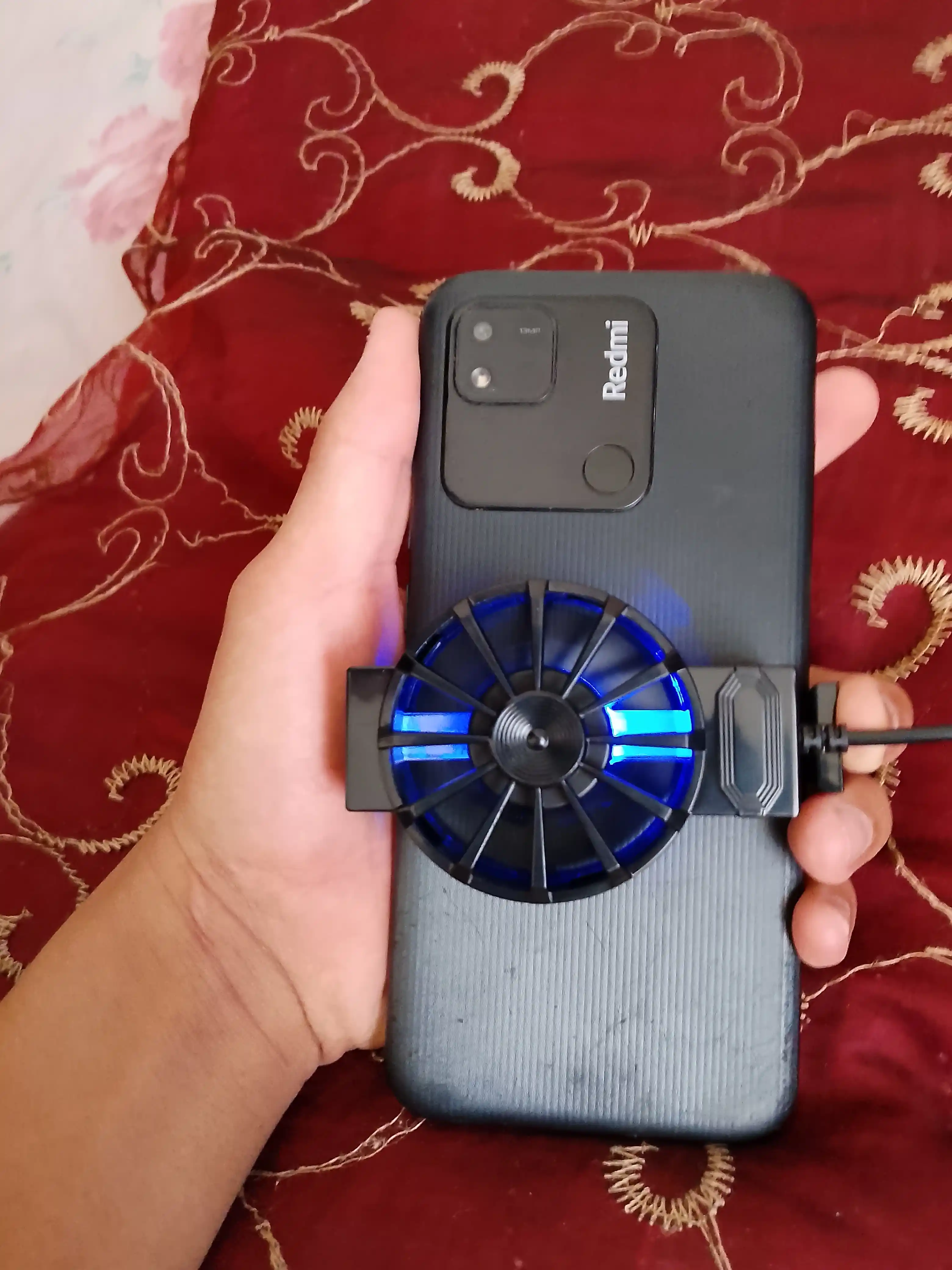 Uyali telefon radiatori simli