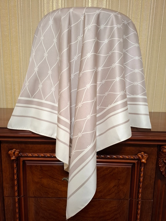 Ayollar uchun ipak ro‘mol, hijob, 90 x 90 sm