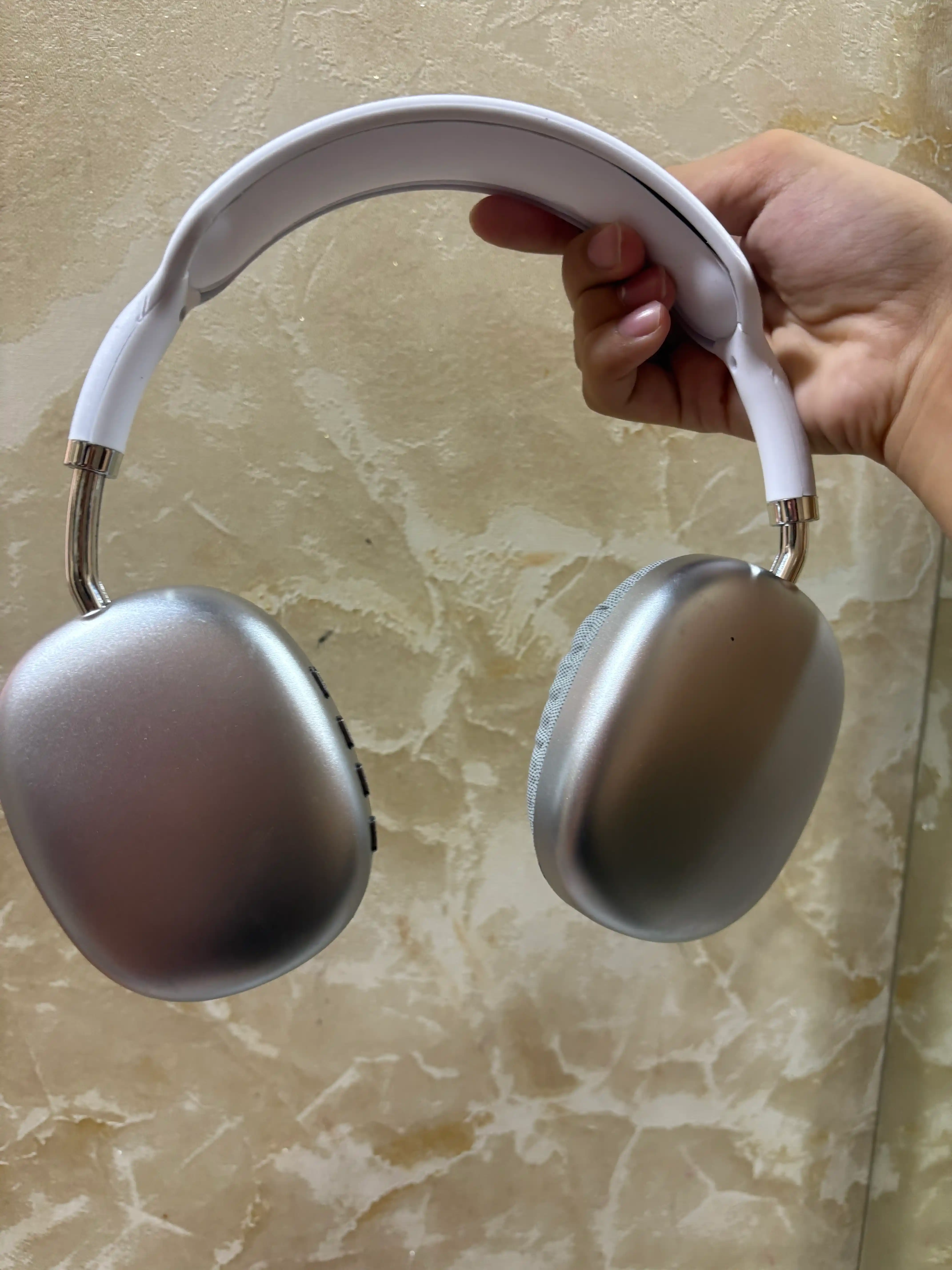 Simsiz Bluetooth quloqchinlar P9, mikrofonli, to'liq o'lchamli