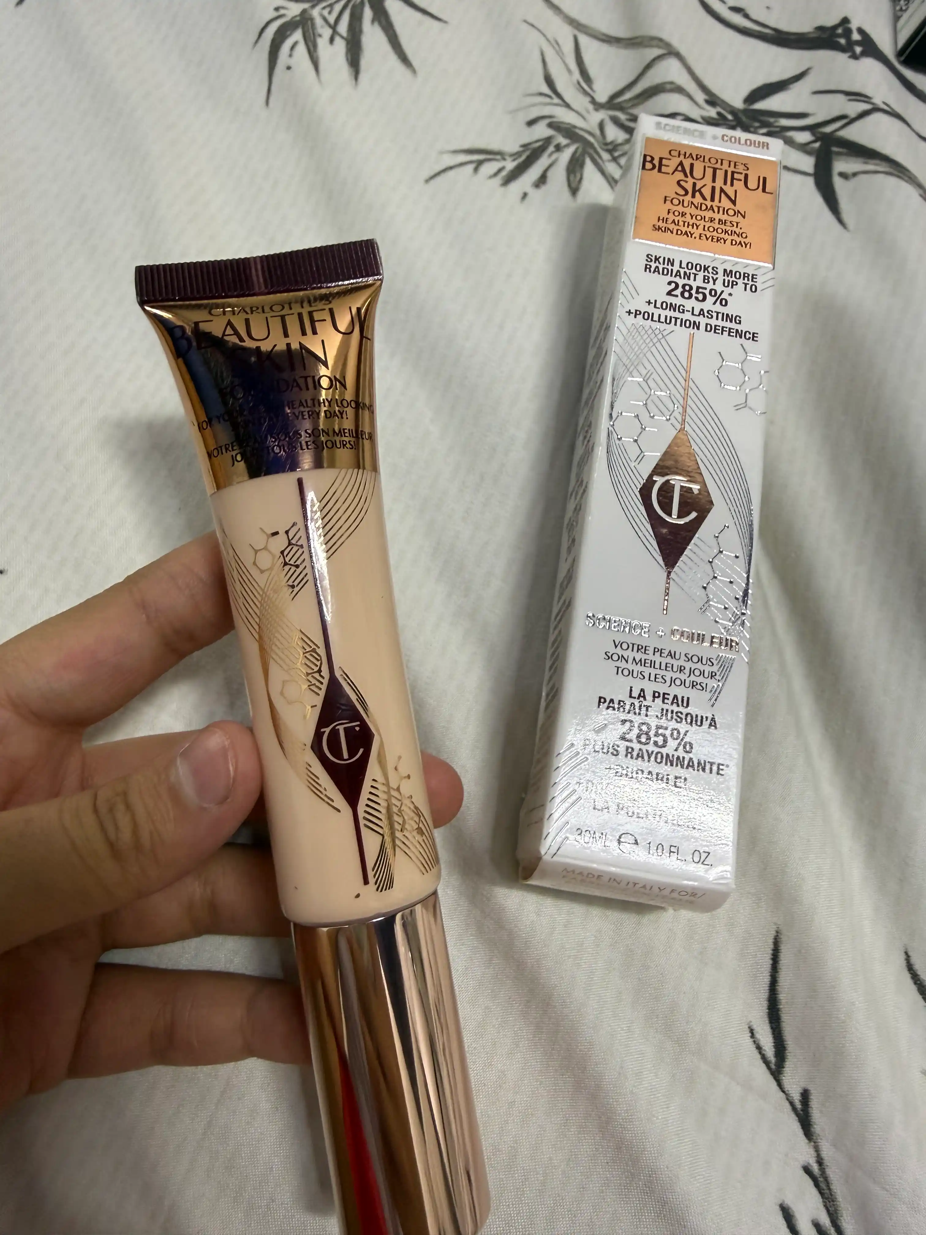 Тональная основа Charlotte Tilbury Charlotte’s Beautiful Skin Foundation, 30 мл