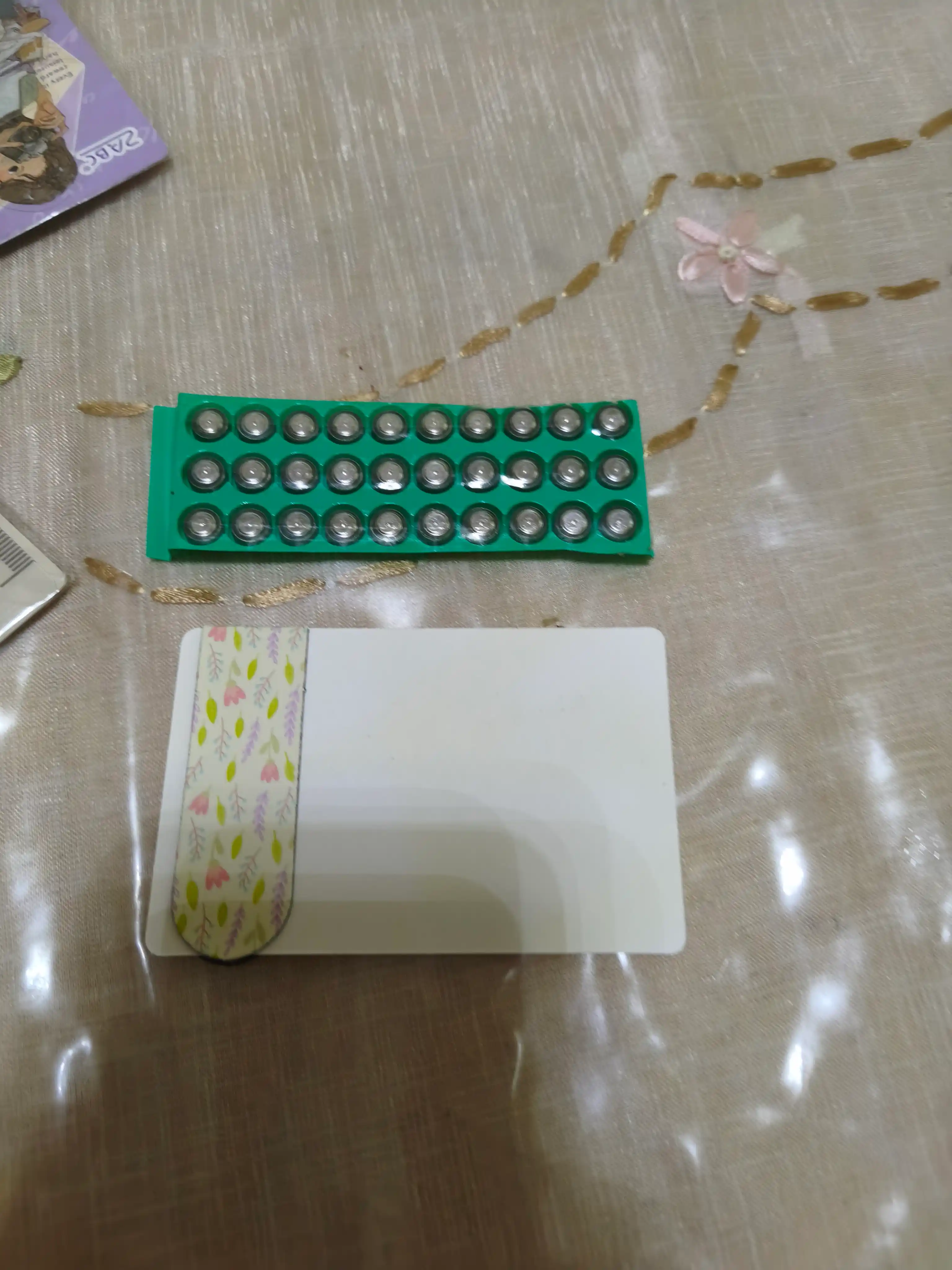 Kutubxonalar uchun to‘plam, to‘plam, to‘plamda 14 ta mahsulot, quti