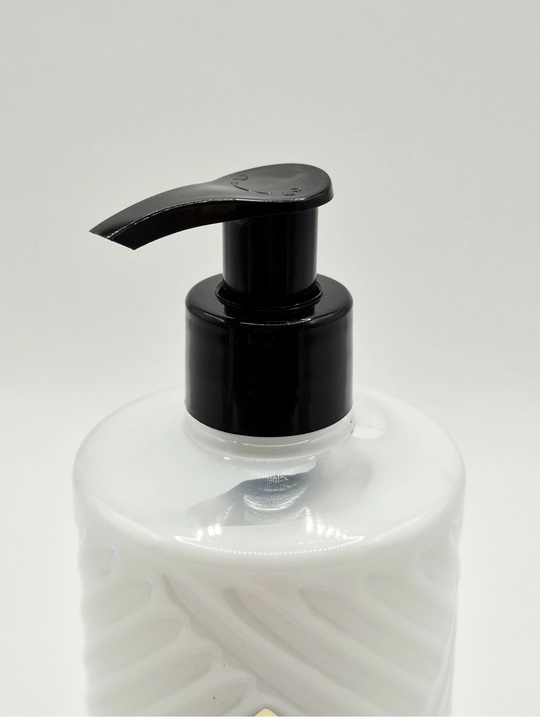 Good Girl Gone Bad by Kilian xushbo‘y tana losoni, namlantiruvchi body lotion, 250 ml