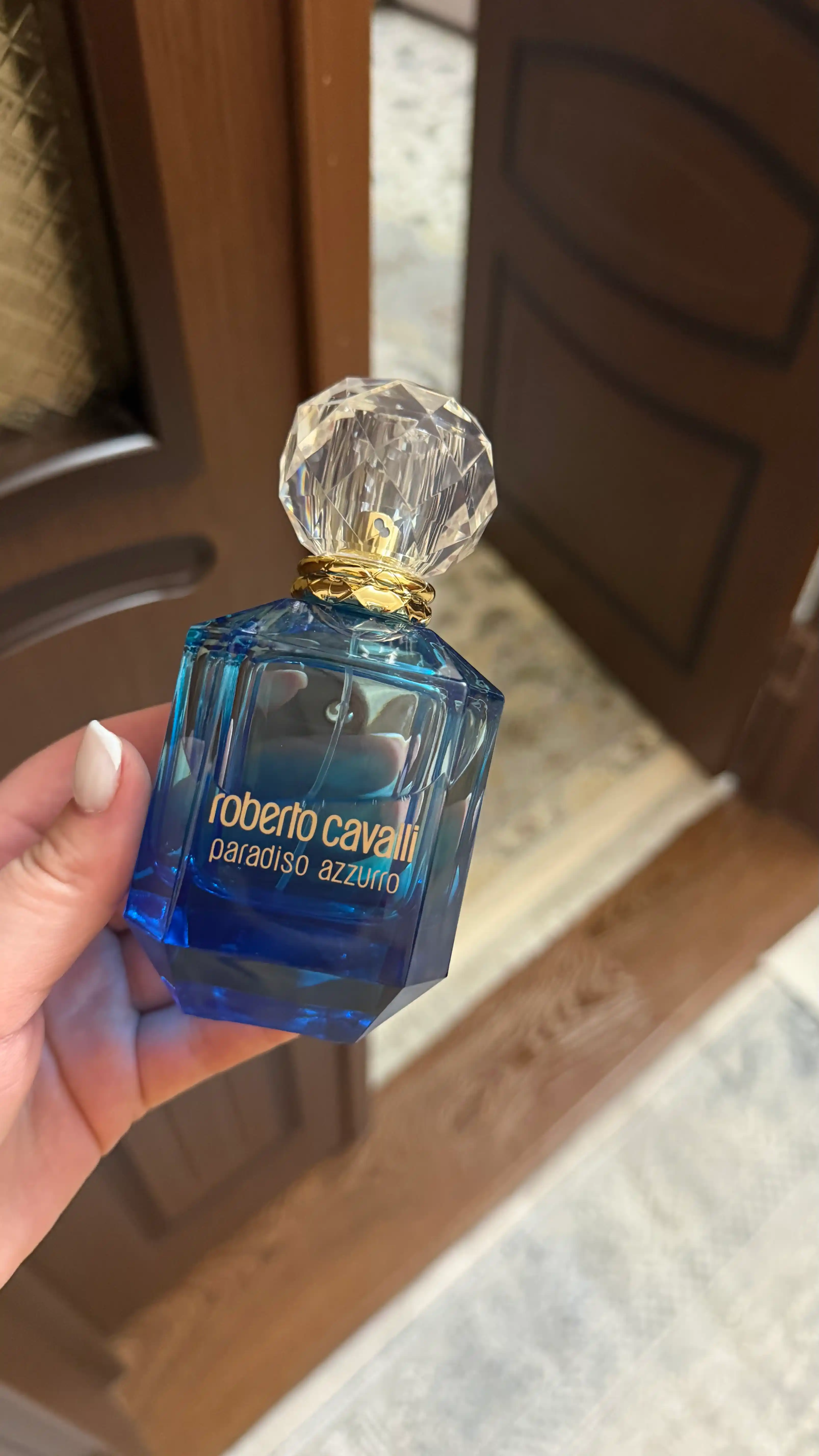 Ayollar uchun parfumlangan suv, Jimmy Choo Illicit Flower, 100 ml