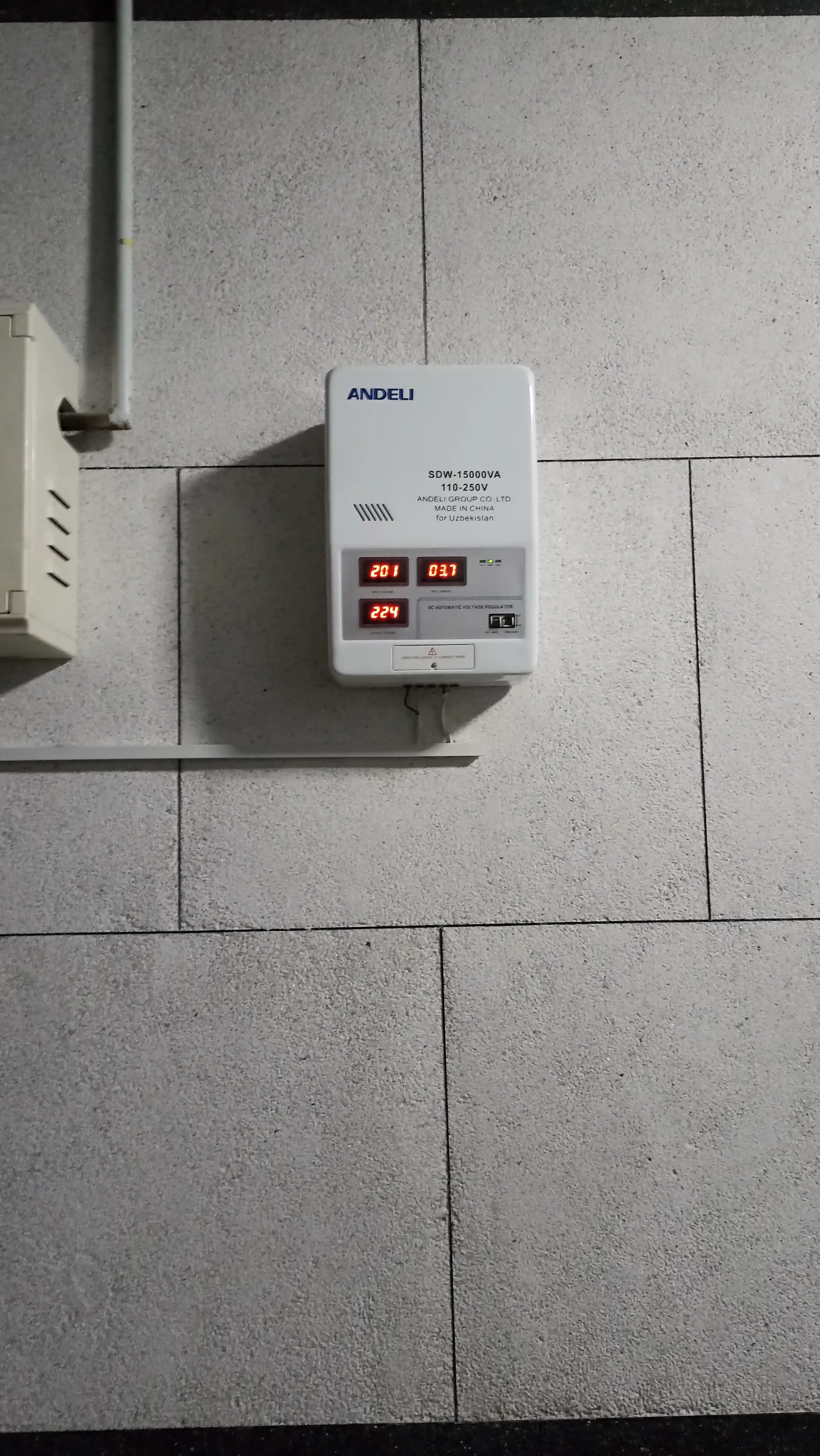 Kuchlanish stabilizatori Andeli SDW-15000VA  (110-250)