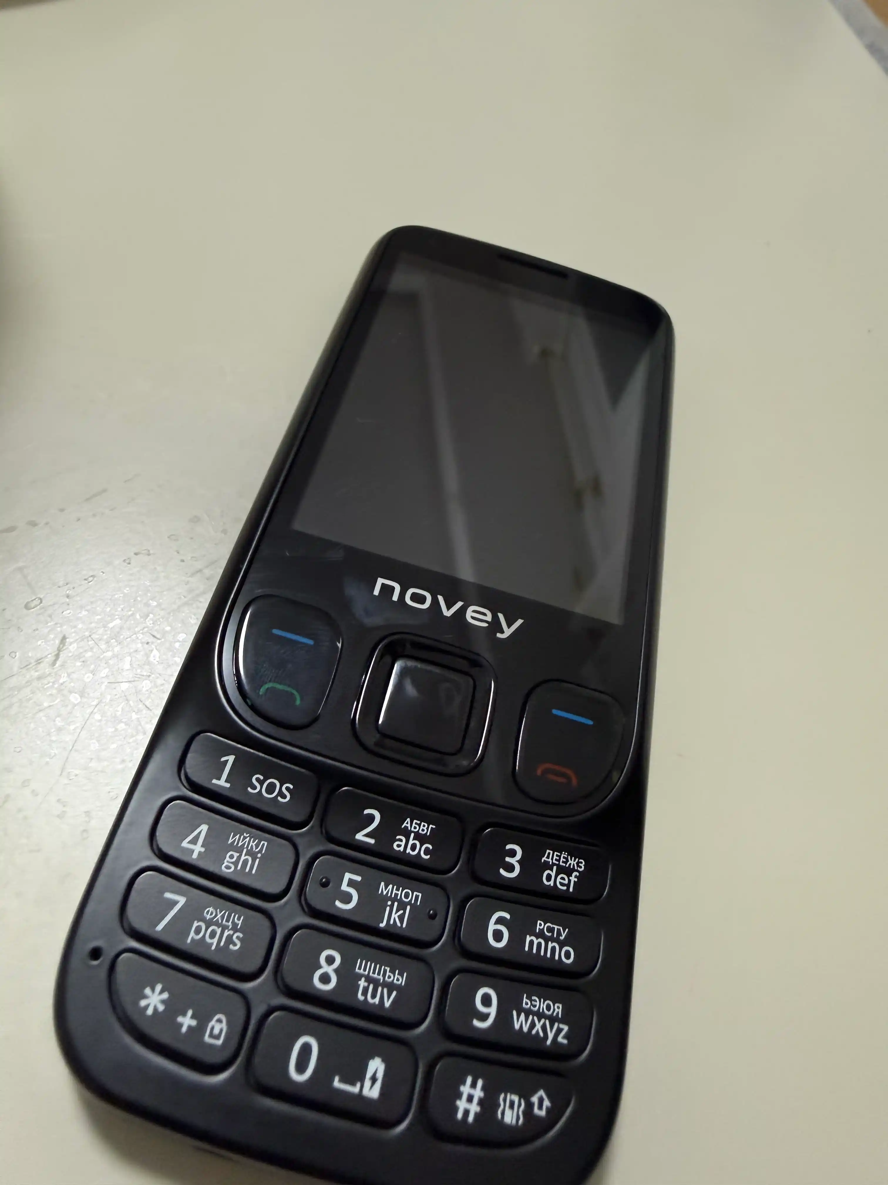 Novey N630 mobil telefon, metall, IPS displey, kamera, Dual SIM