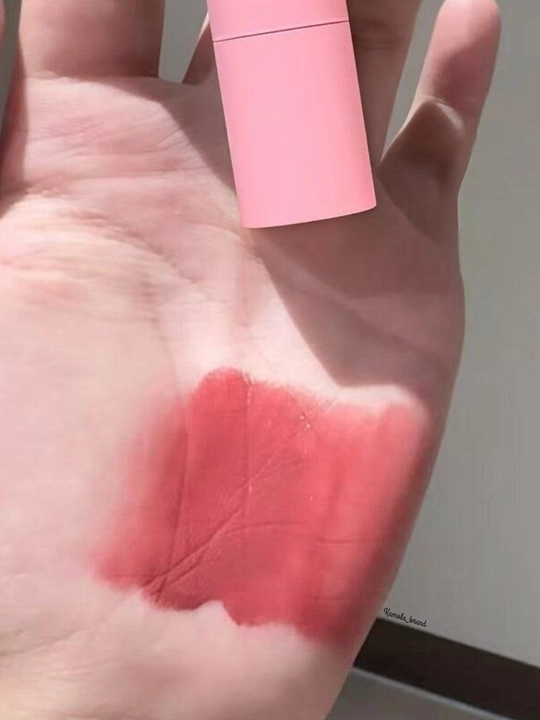 Nude mat lab bo'yog'i, uzoq turuvchi tint