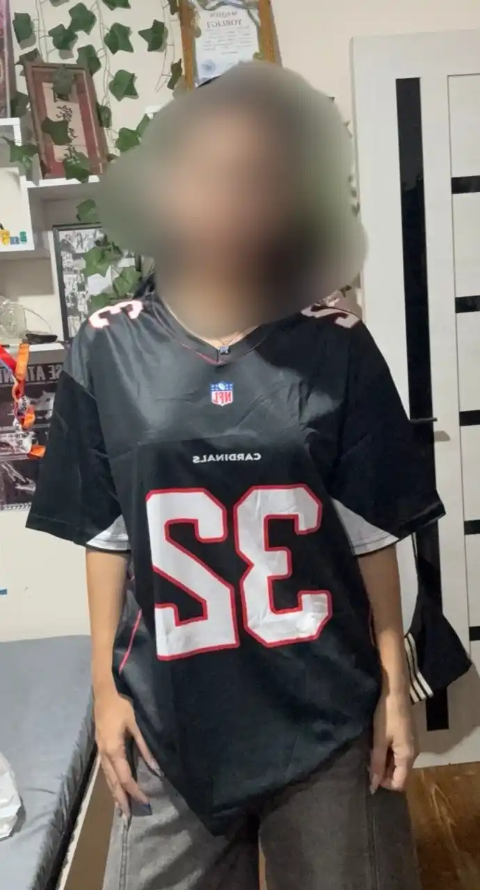Cardinals 32 uniseks oversize futbolkasi — american sport uslubida