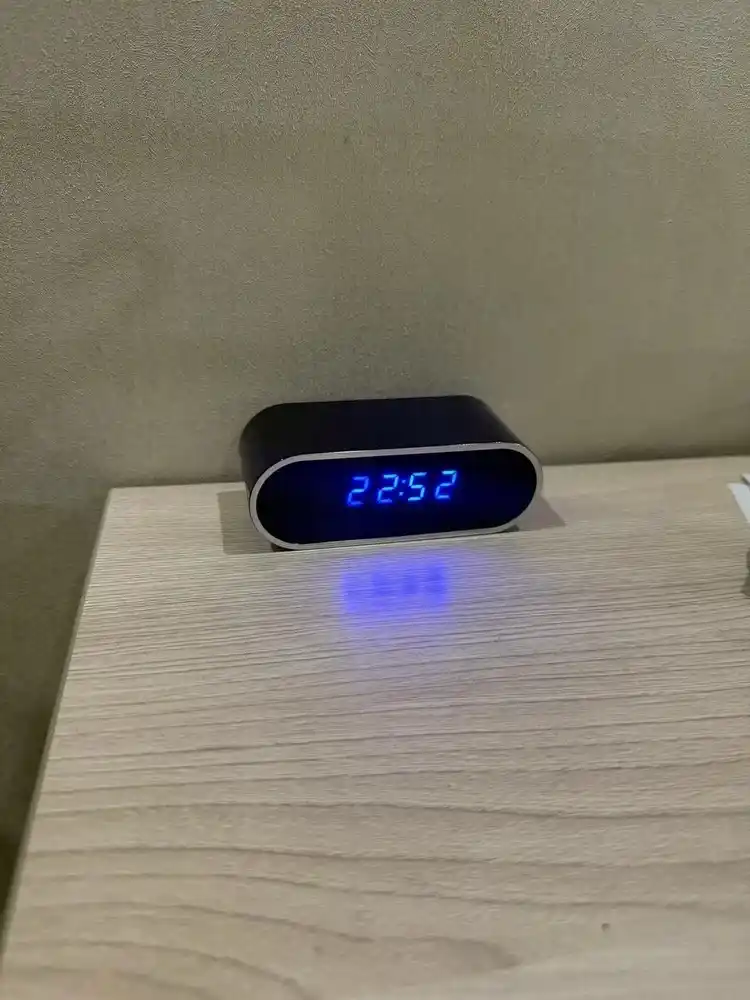 Mini Wi Fi videokamera, uy va ofis xavfsizligi uchun Full HD, soat kamera