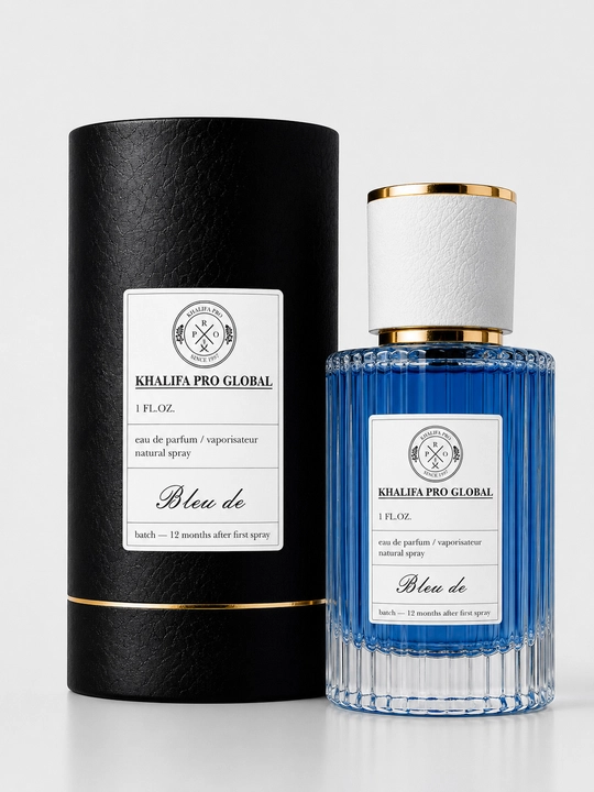 Atirlar erkaklar uchun Bleu de Chanel, parfyumlangan suv