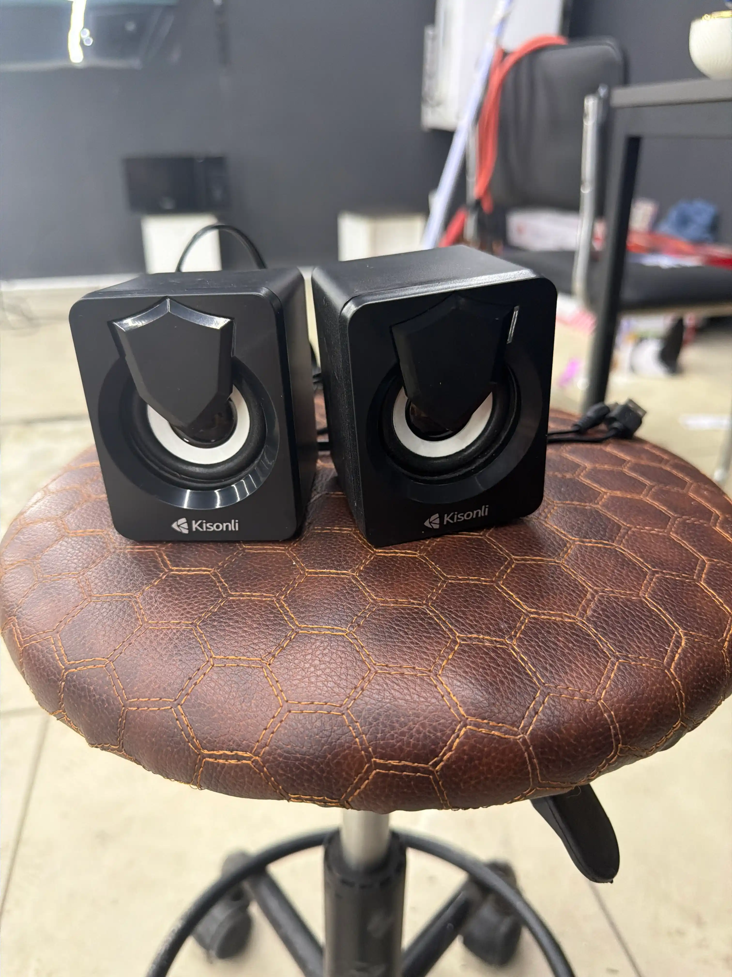 Колонки для компьютера Kisonli L-1030 5 Вт, 2.0, питание от USB, RGB подсветка