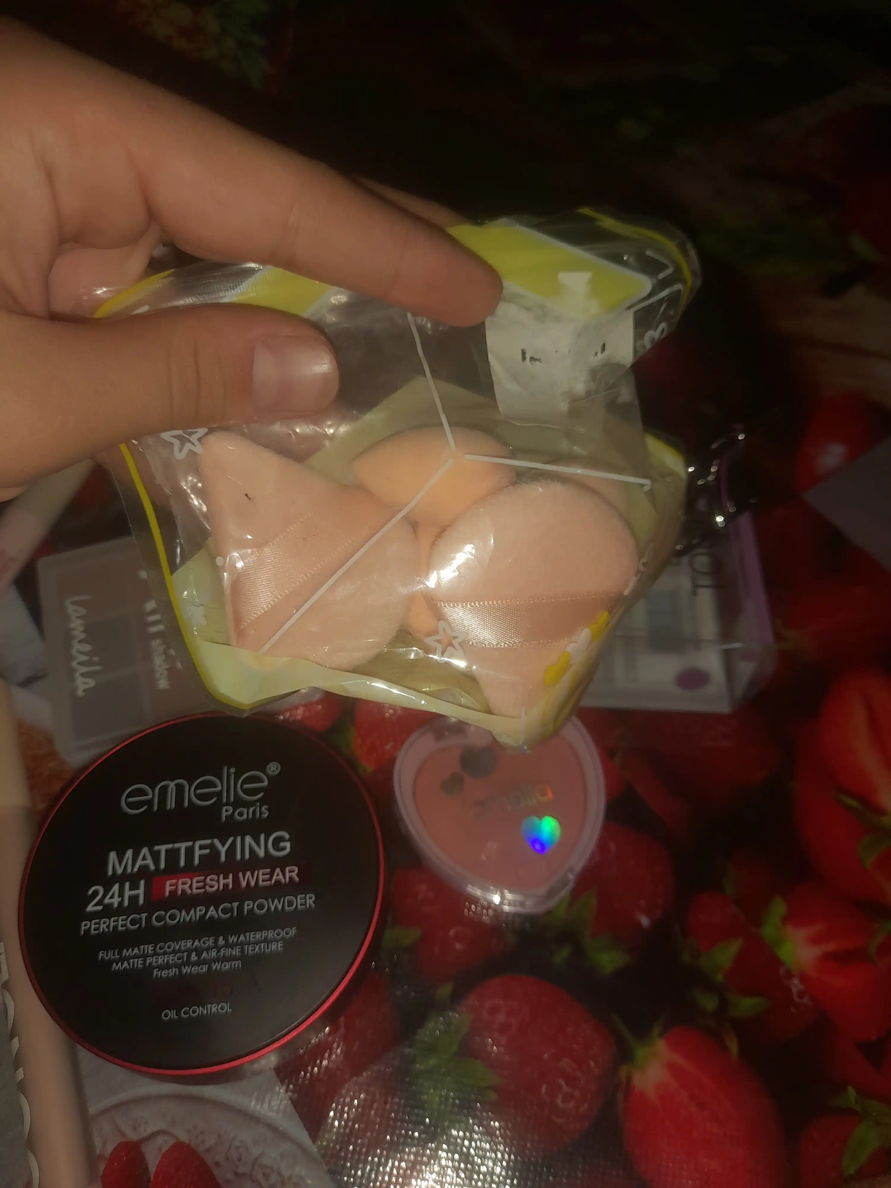 Makiyaj uchun sponjlar 1,2,4, 6, 15 dona, tonal krem uchun yumshoq kosmetik sponjlar