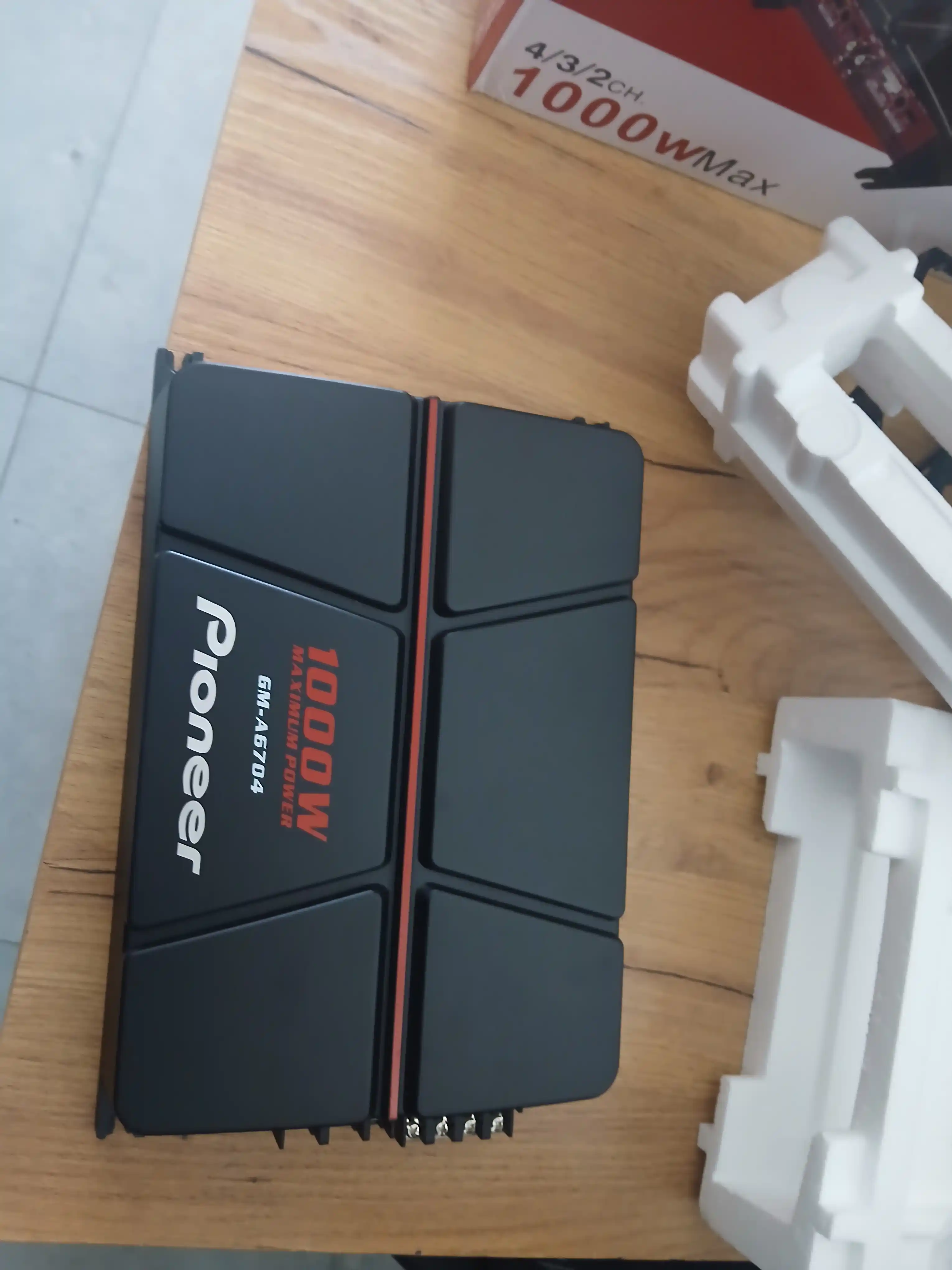 Усилитель автомобильный Pioneer GM-A, 4-канальный, 1000 Вт