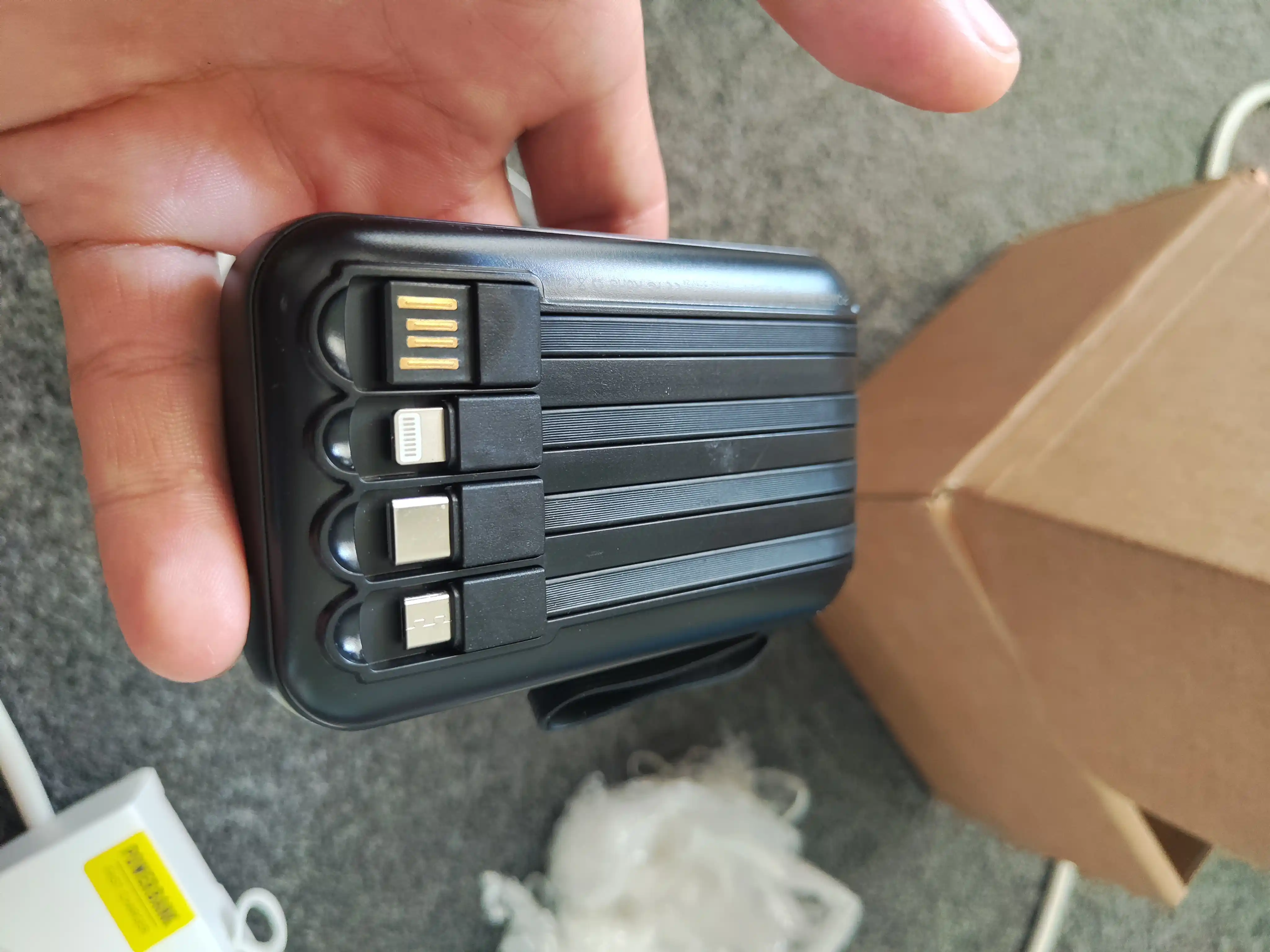 Powerbank 10000 mAh,  tez quvvatlash, pover bak magsafe powerbank, power bak, battery pack