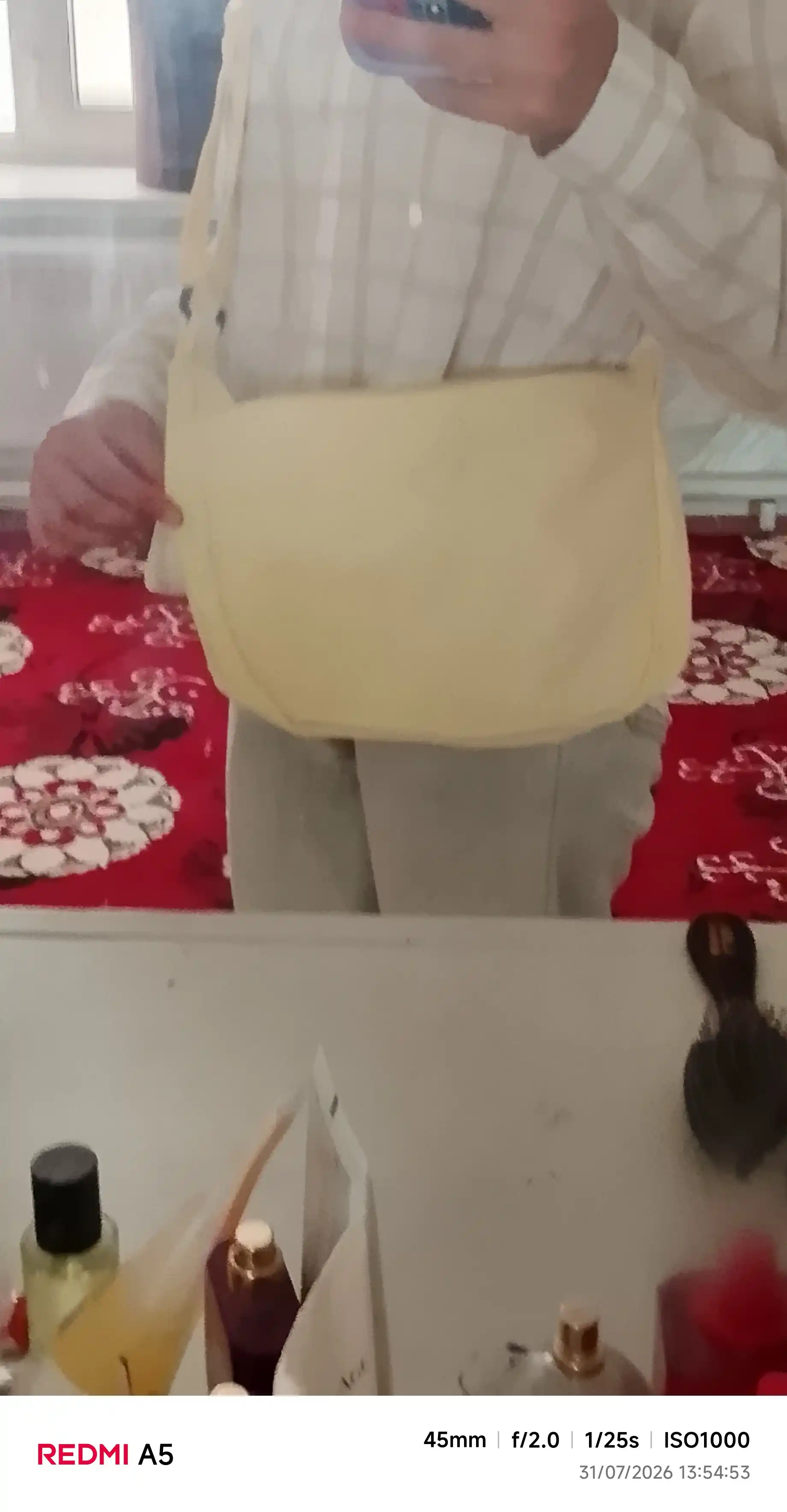 Ayollar neylon xobo sumkasi, 120 sm, uzunlikdagi molniya va tasmali