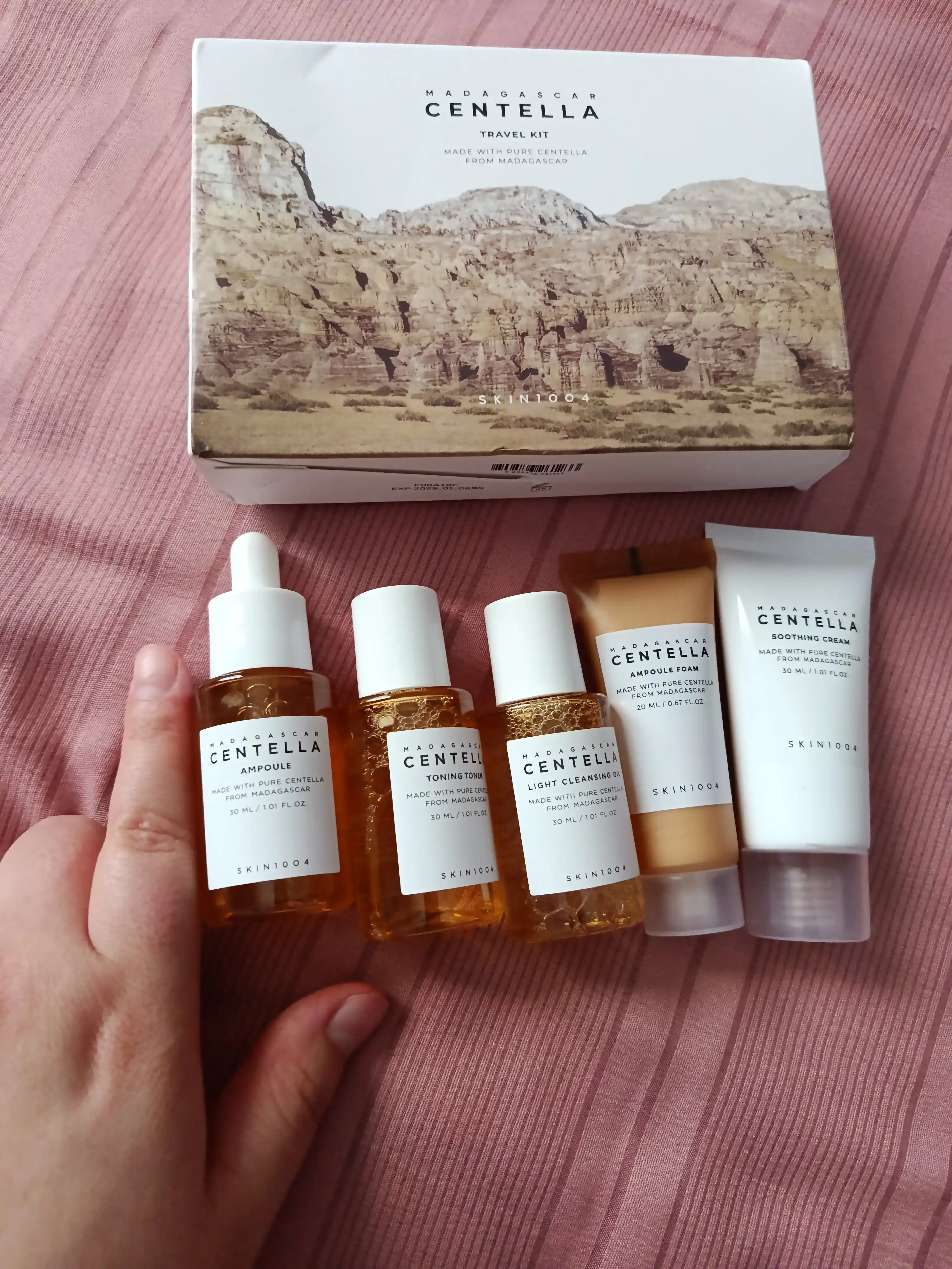 Sentella yuz parvarishi to‘plami Centella SKIN1004 Madagaskar sentellasi bilan, 5x1