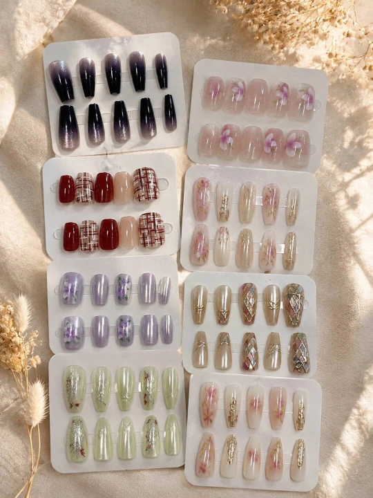Sun’iy tirnoqlar Press On Nails, 4 to‘plam, 500+ dizayn, qayta foydalaniladigan tirnoqlar
