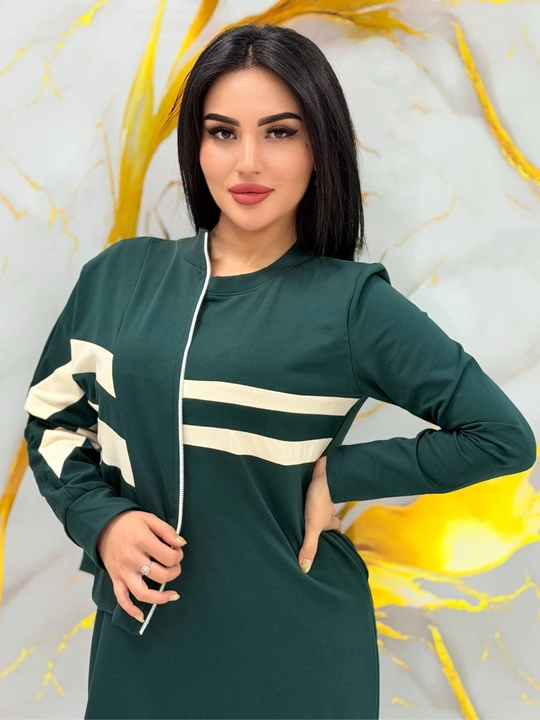 Ayollar abaya uslubidagi ikki qismli kiyim, uzun ko'ylak va jaket