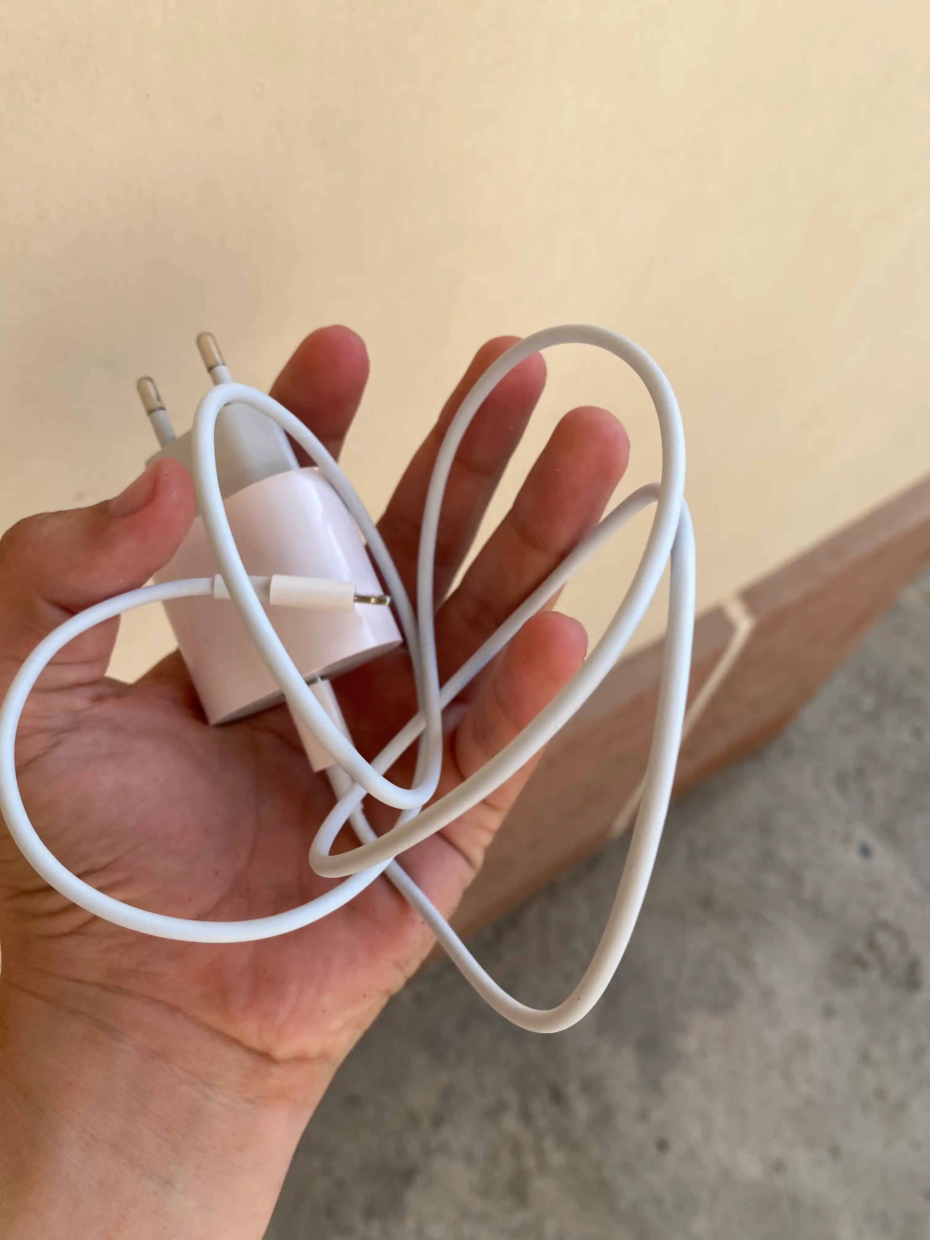 Кабель для зарядки, Type-C-Lightning