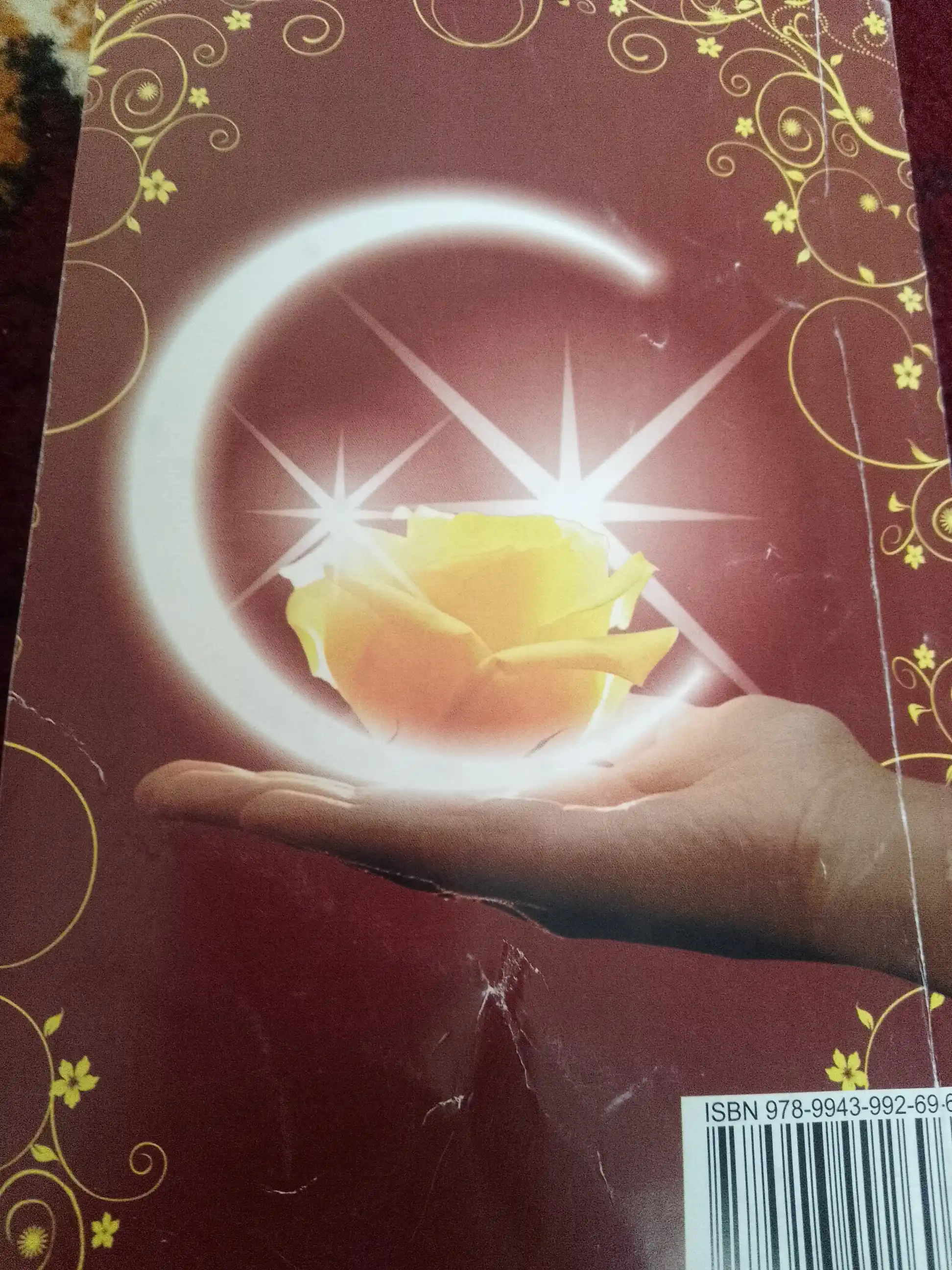 Kitob, Qizimni tarbiyalayapman, Bolalikdan 22 yoshgacha