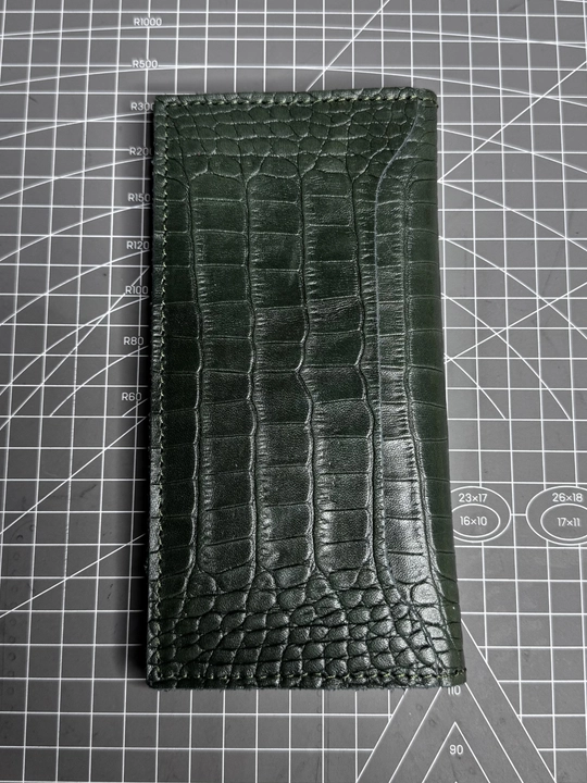 Portmone ayollar uchun tabiiy charmdan Black Gator