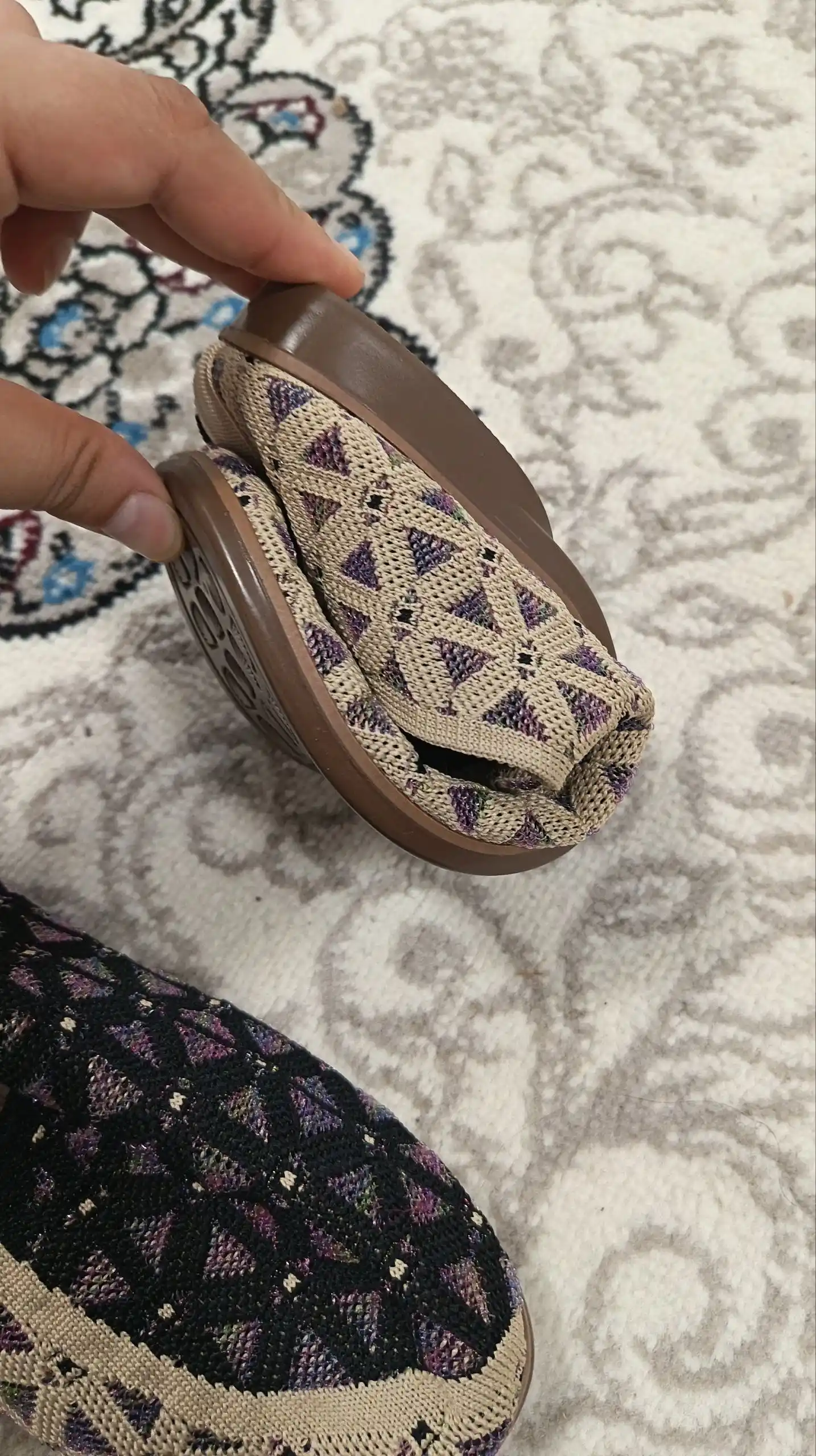 Makaslar ayollar uchun, qulay  havo o'tqazadigan, makasin