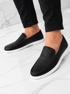 Qora