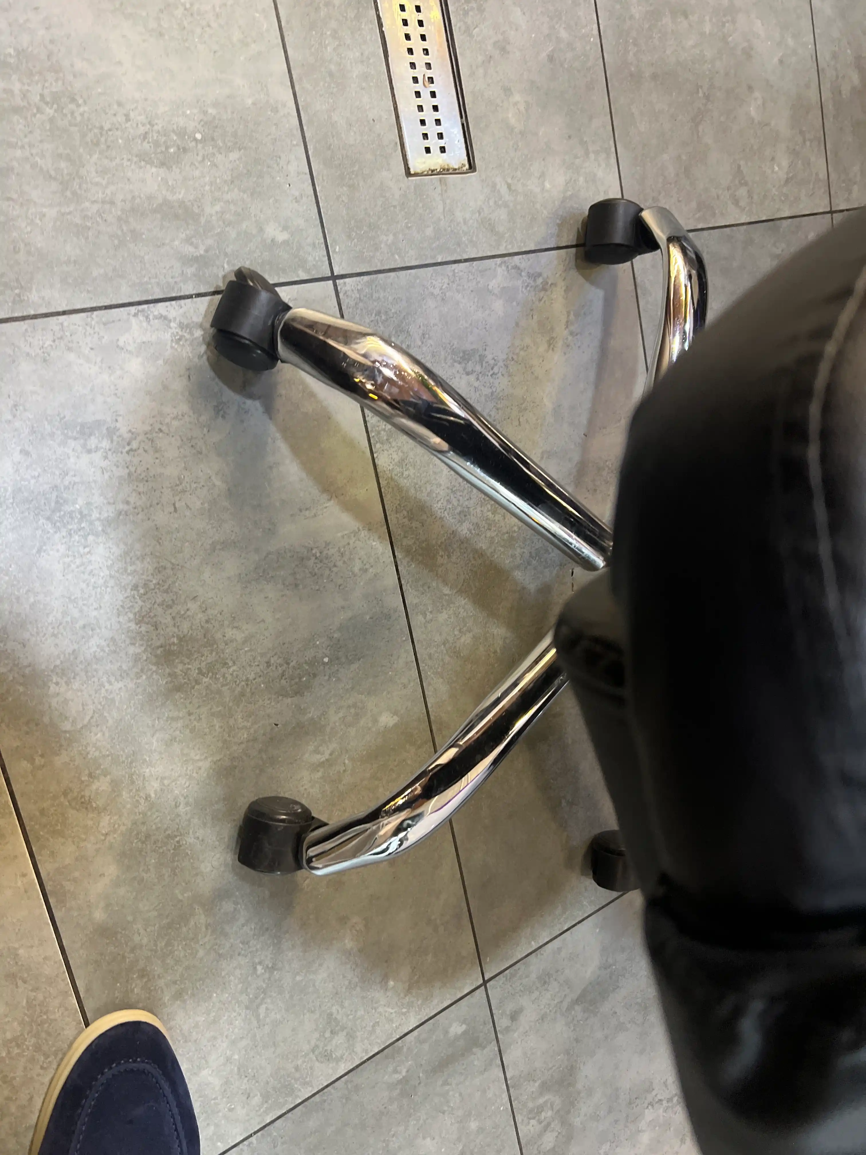 Uy va ofis uchun bel tayanchiga ega ergonomik kompyuter kreslosi
