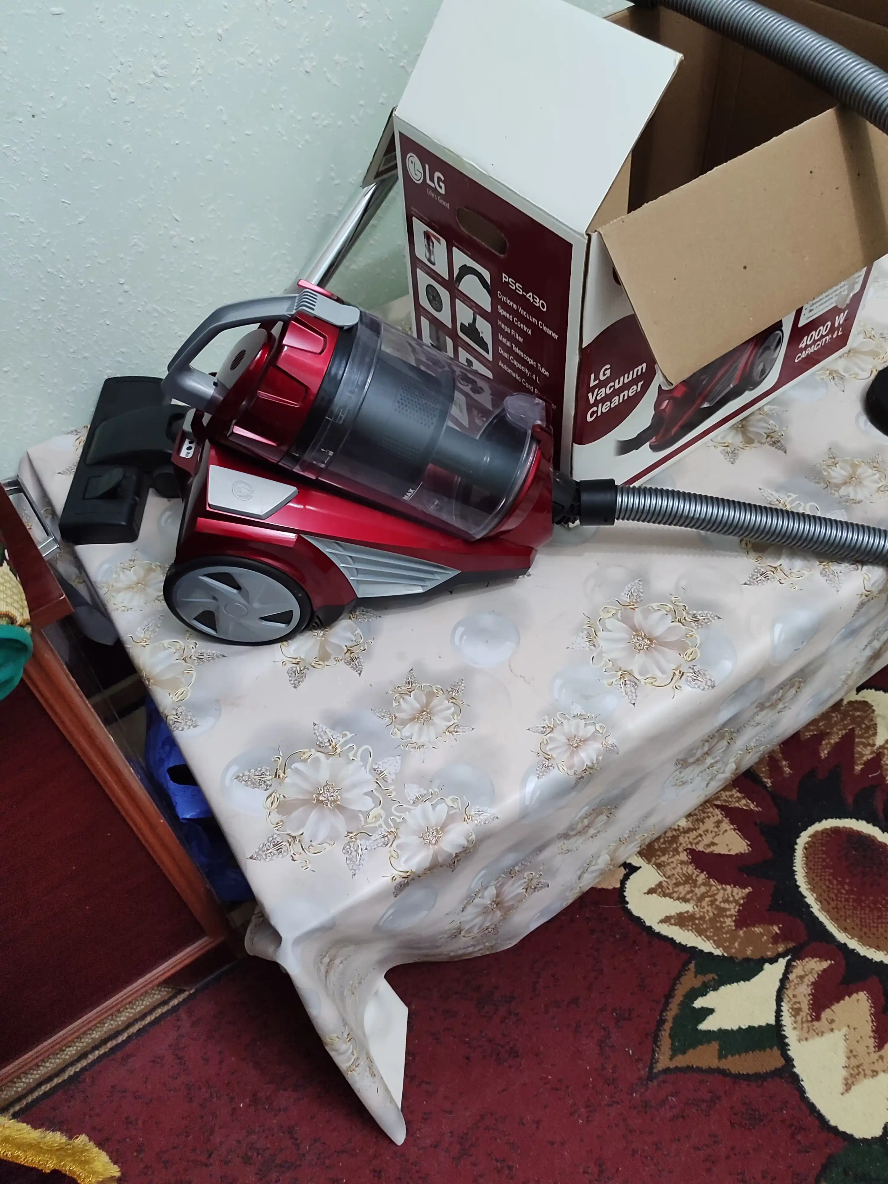 Пылесос LG Vacuum Cleaner PSS-430 мощность 4000 Вт размер 4 литра, HEPA фильтр