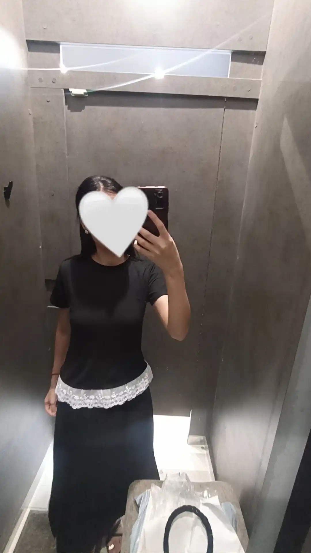 Ayollar uchun krujevli futbolka, qisqa yengli casual yozgi model