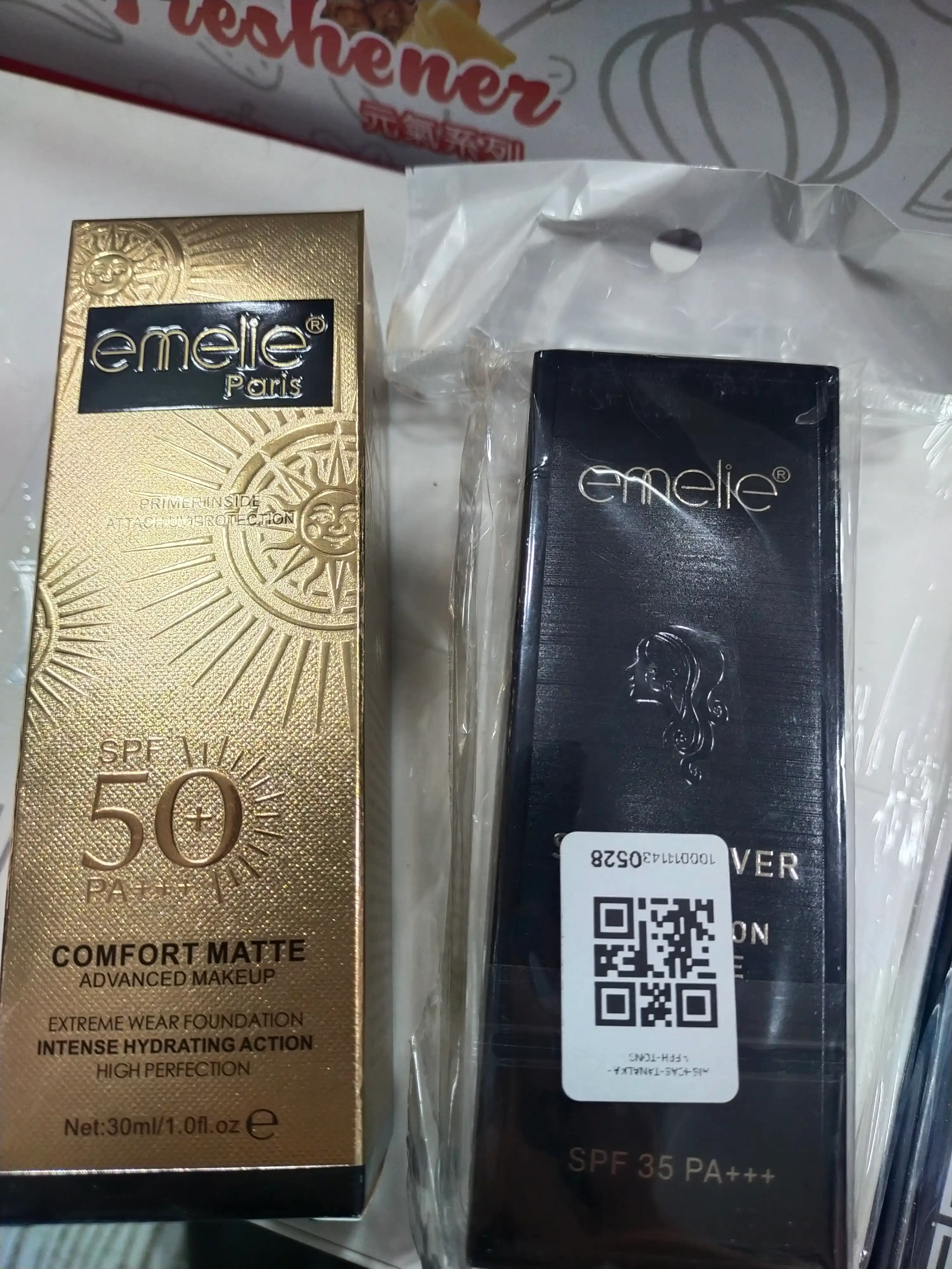 Тональный крем для лица Emelie SPF, стойкий, матовый эффект и ровное покрытие
