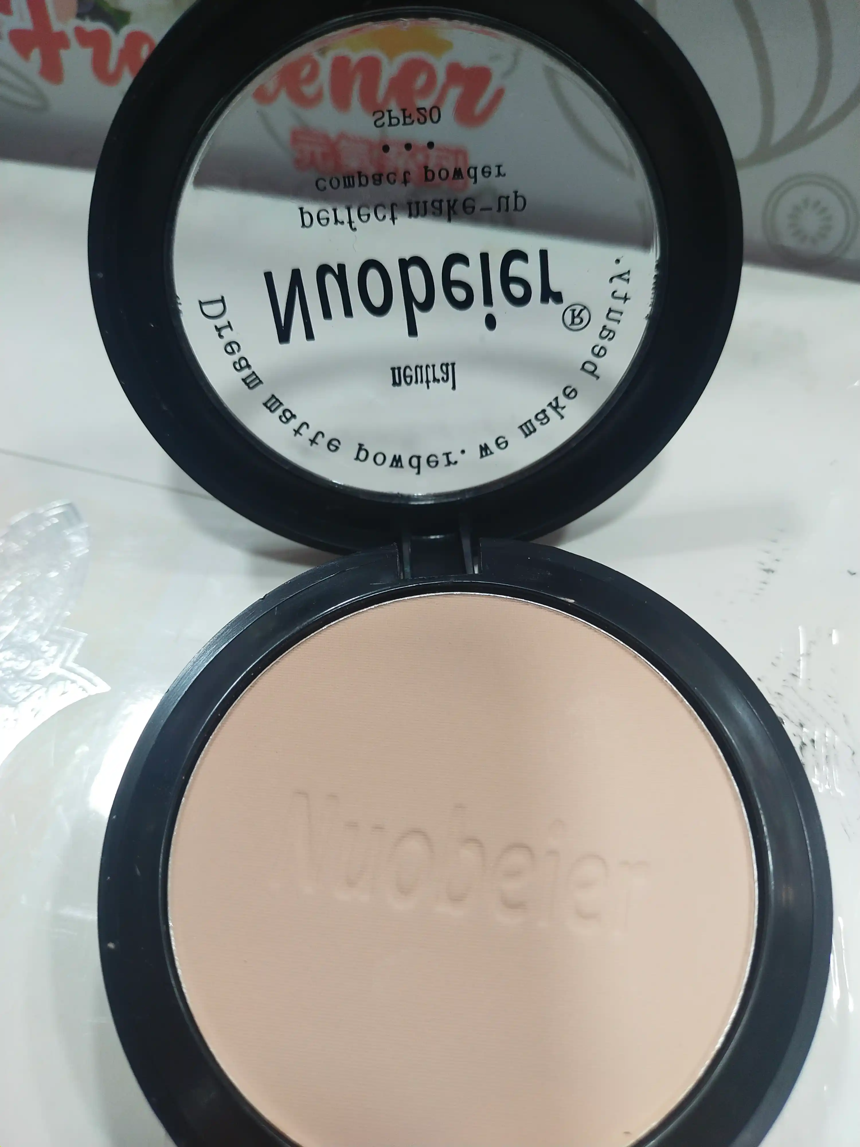 Пудра для лица Nuobeier SPF 20 / Emelie, прессованная, матовый эффект