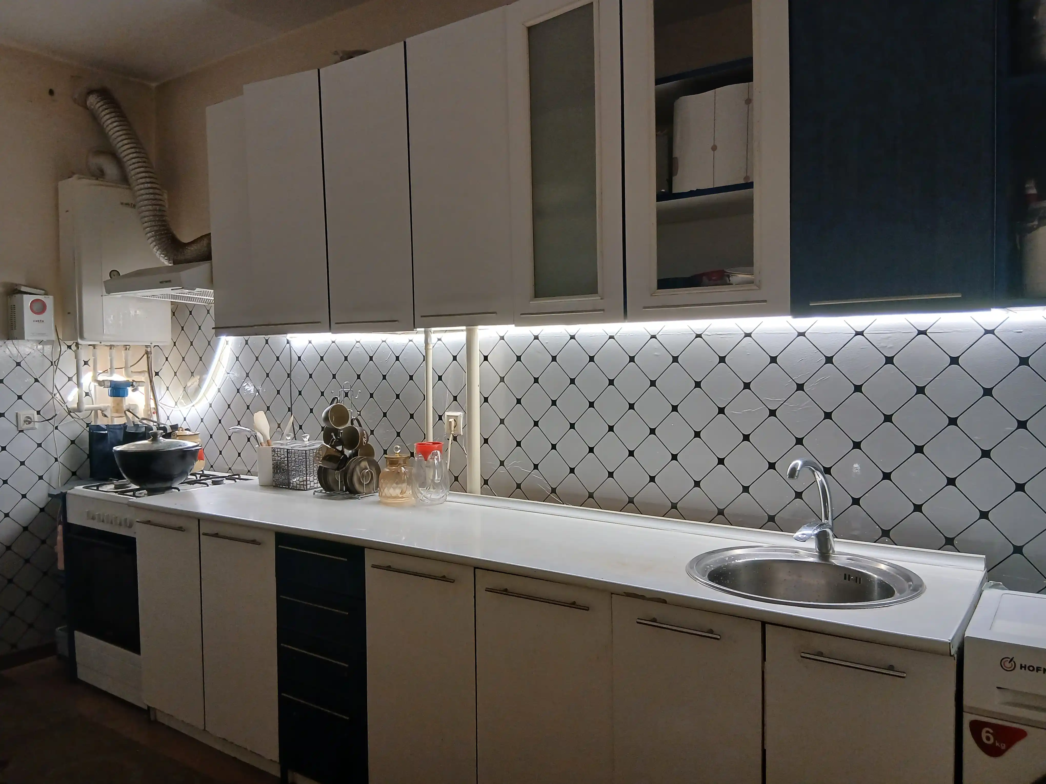 COB LED lenta 220V 8mm 288D vilkali 3 rang 10sm kesish uy dekor yoritish