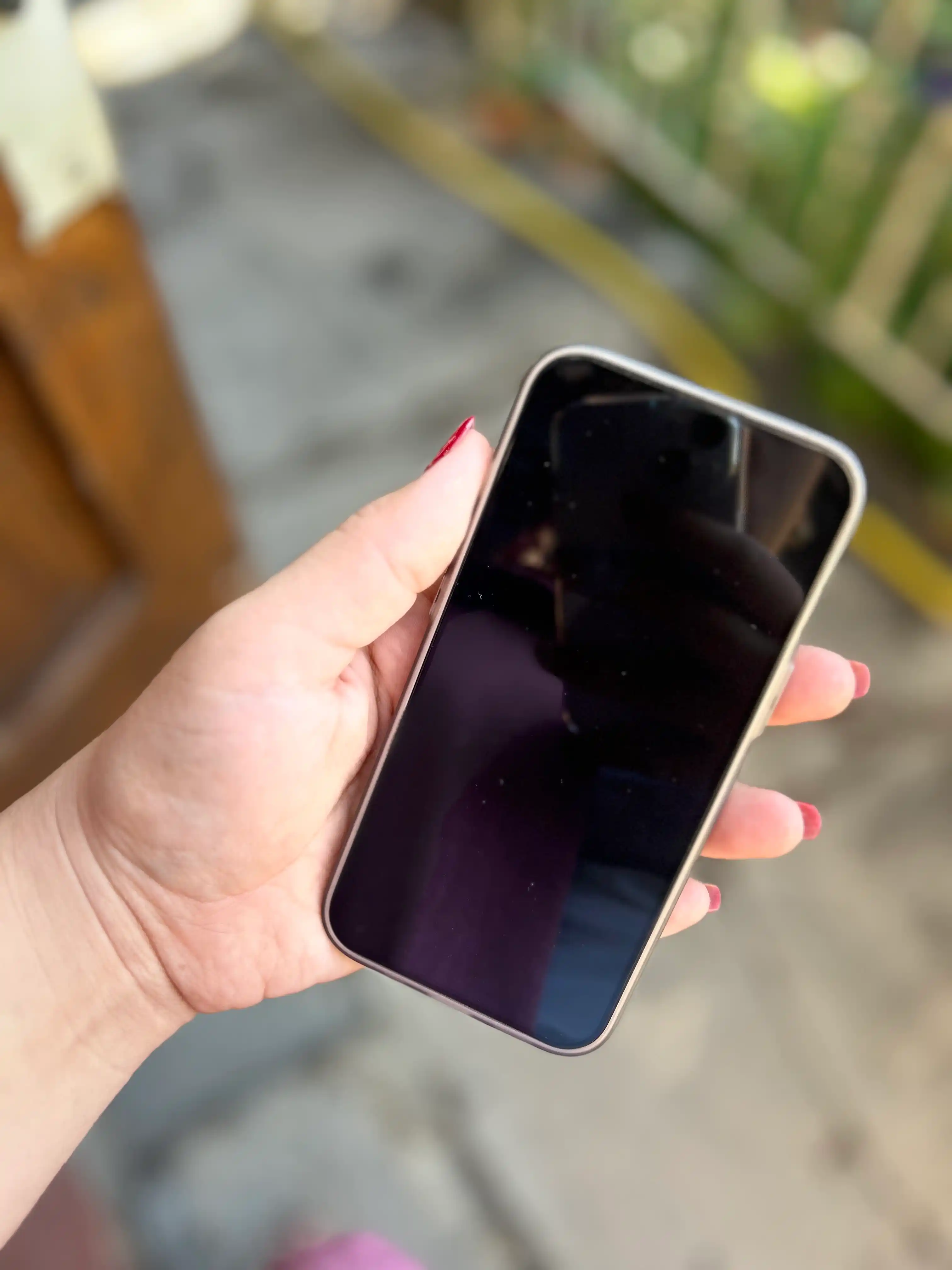 Смартфон Apple iPhone 13 , 128/256 ГБ, SIM+Esim (SIM), чехол и стекло в подарок