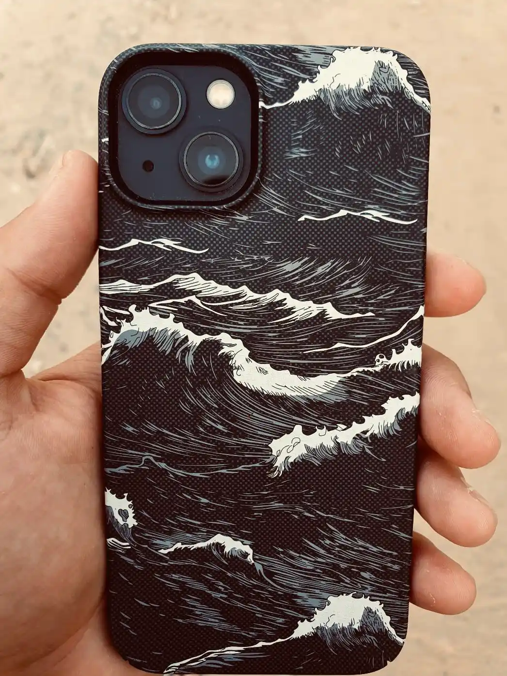 IPhone X, XR, 11, 12, 13, 14, 15, 16, 17 Pro, Pro Max uchun qattiq karbon g‘ilof