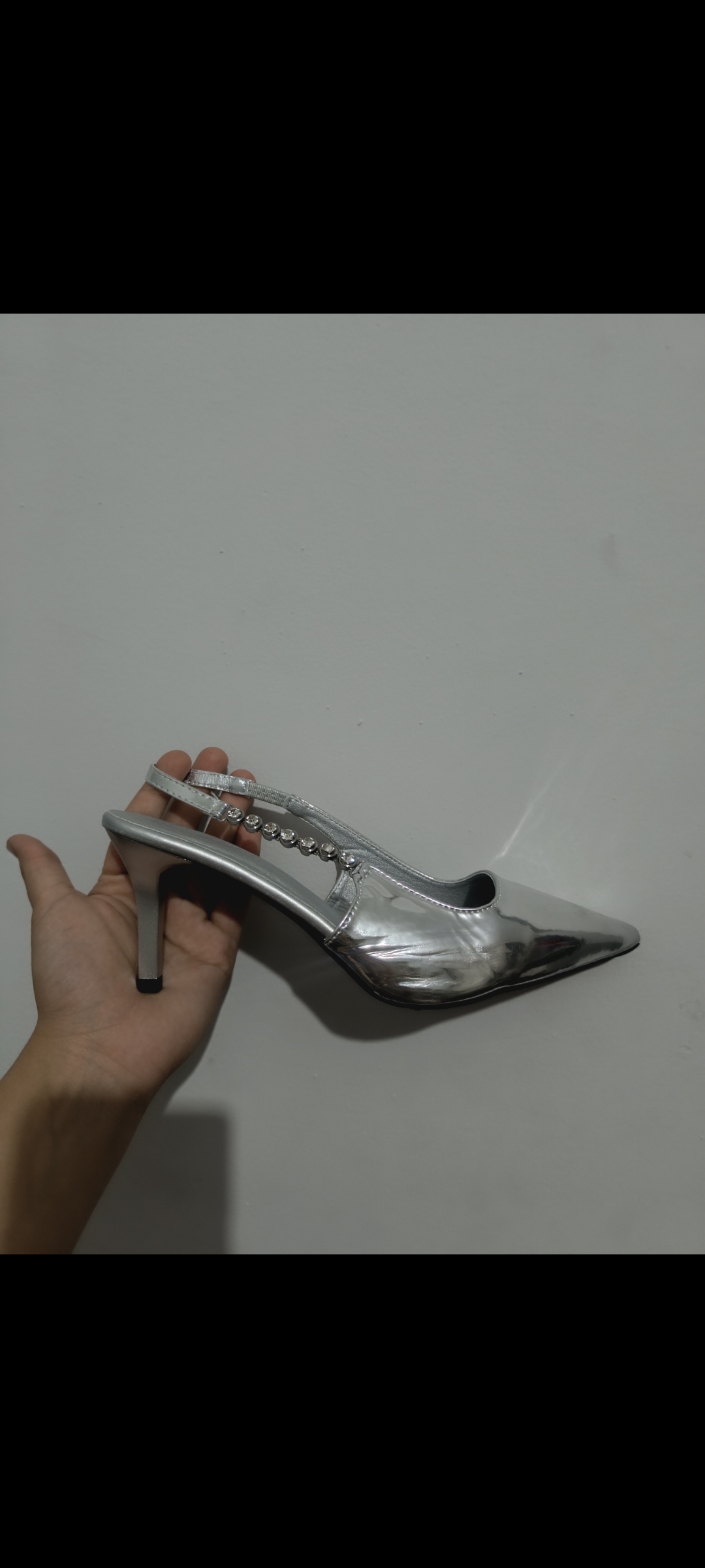 Ayollar uchun poshnali tuflilar, slingback, tufli, poshnali bosonoshka. Malamerka-1 razmer