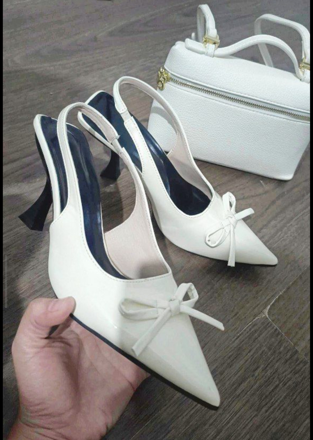 Ayollar uchun poshnali tuflilar, slingback, tufli, poshnali bosonoshka. Malamerka-1 razmer