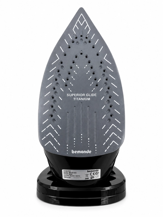 Паровой утюг Bemonde BM-SI1033, 3000 Вт, титановая подошва, с функцией автоотключения