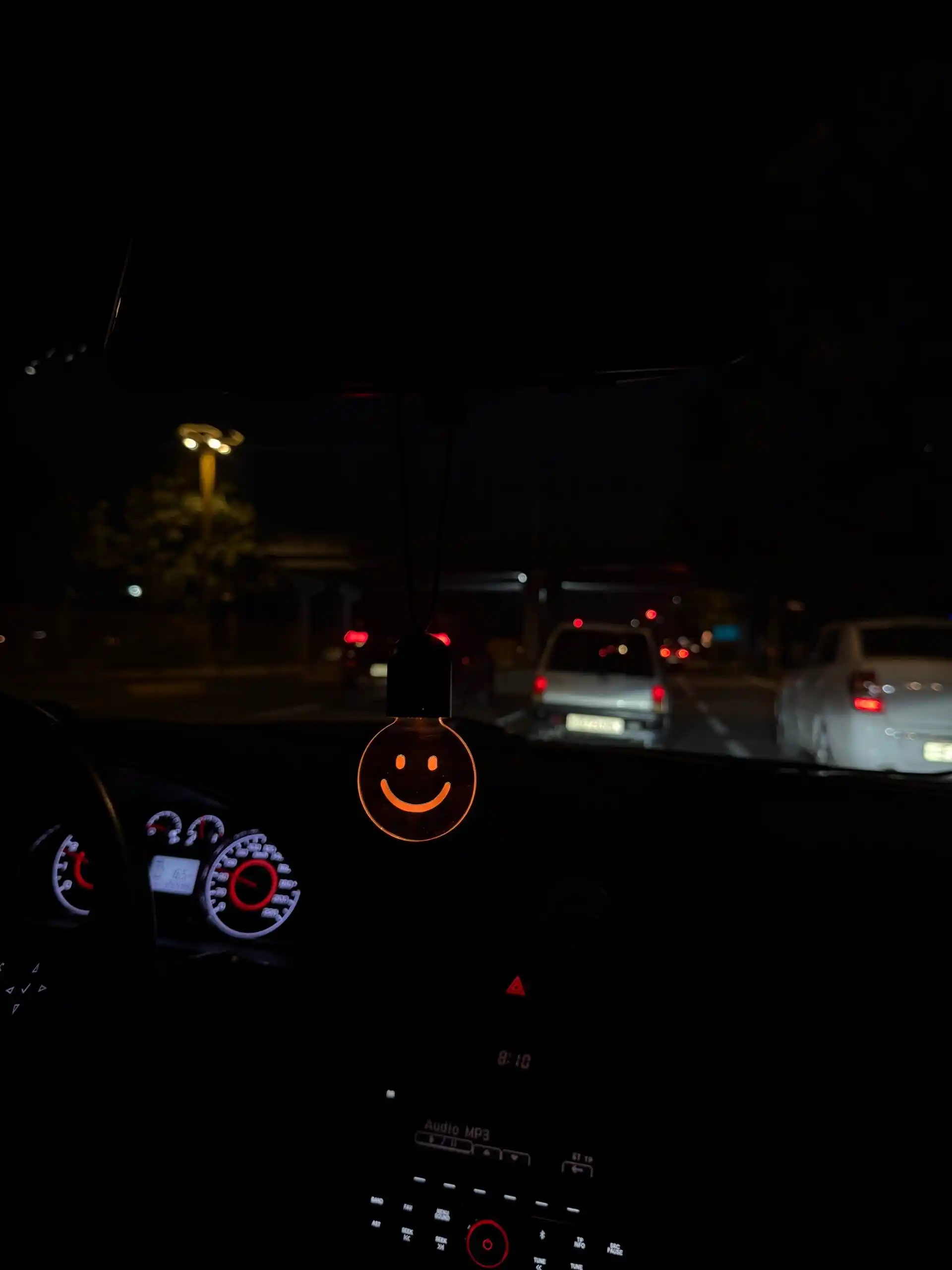 Декоративная подвеска в виде улыбки, автомобильная, подходит в качестве подарка