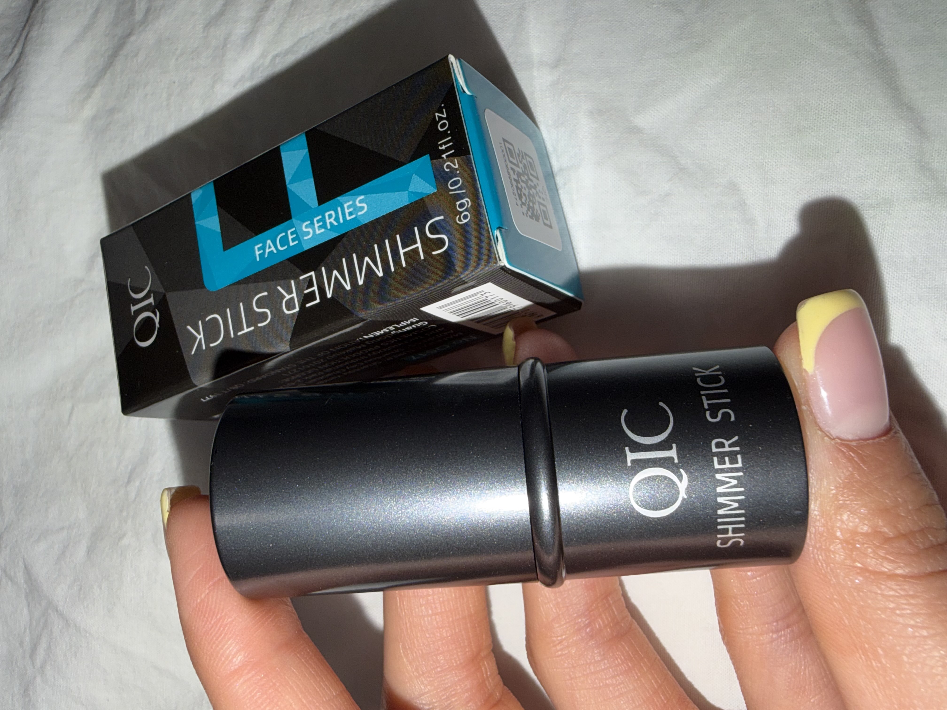 Контуринг стик QIC Shimmer Stick кремовый консилер бронзер хайлайтер 3в1 набор для лица