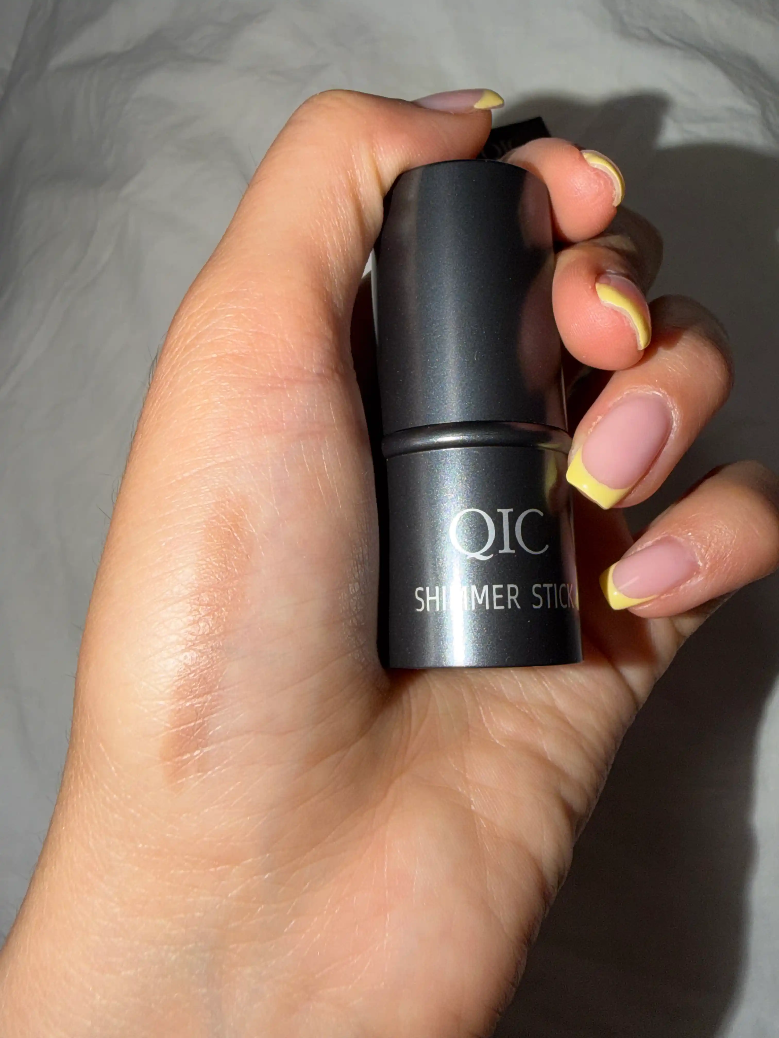 Контуринг стик QIC Shimmer Stick кремовый консилер бронзер хайлайтер 3в1 набор для лица