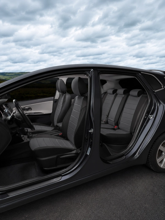 Hyundai Solaris uchun "Avtopilot" eko-charmdan yasalgan avtomobil qoplamalar - 