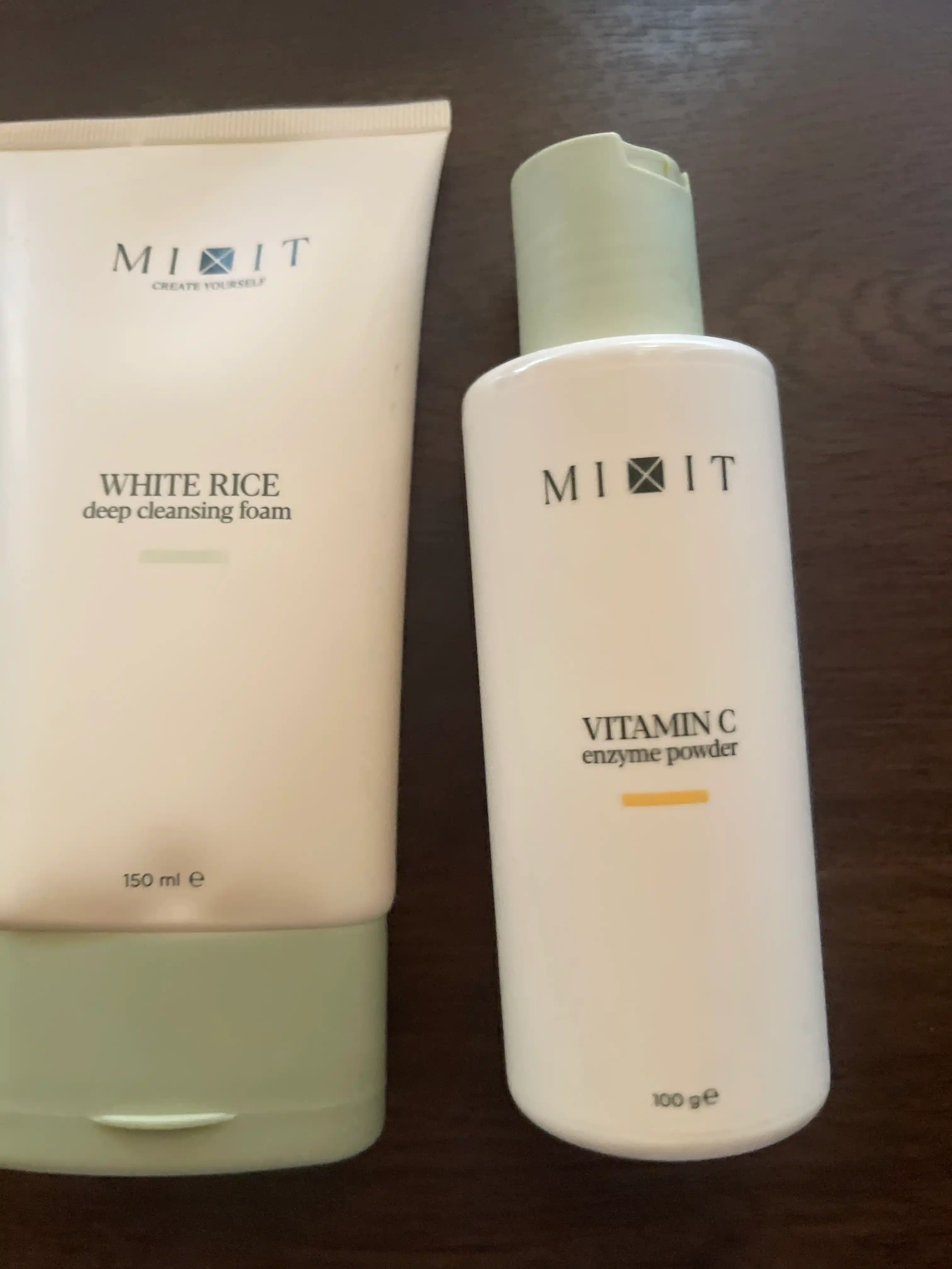 MIXIT Yuzni yuvish uchun fermentli upa, C vitamini bilan, yuvish uchun ko‘pik, 100 ml
