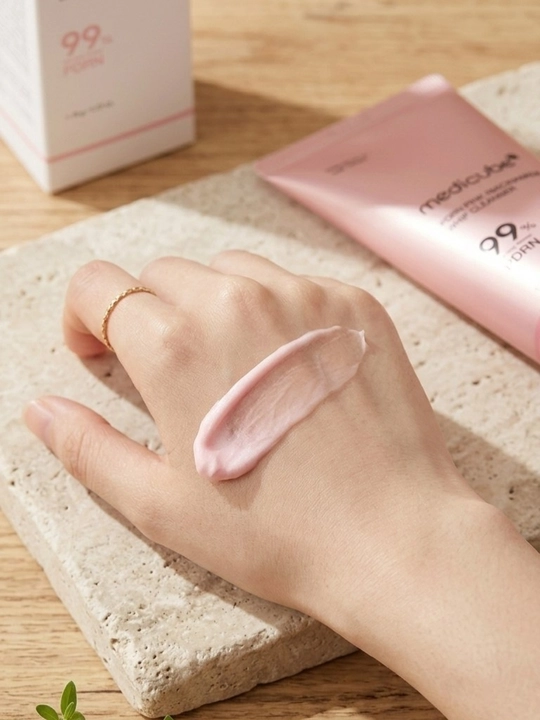 Пенка для умывания Medicube PDRN Pink Niacinamide 120 мл
