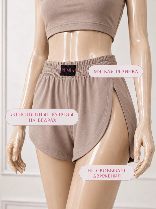 Ayollar uchun paxtali trikotaj top va shortikli pijama to‘plam