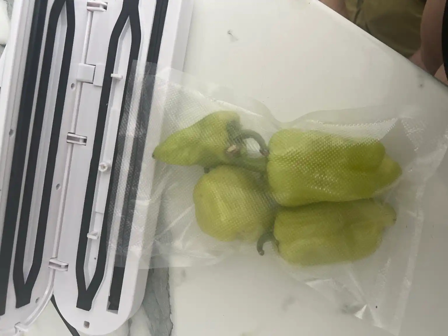 Вакуумный упаковщик, вакууматор для продуктов + 10 пакетов, мощный, вакууматор
